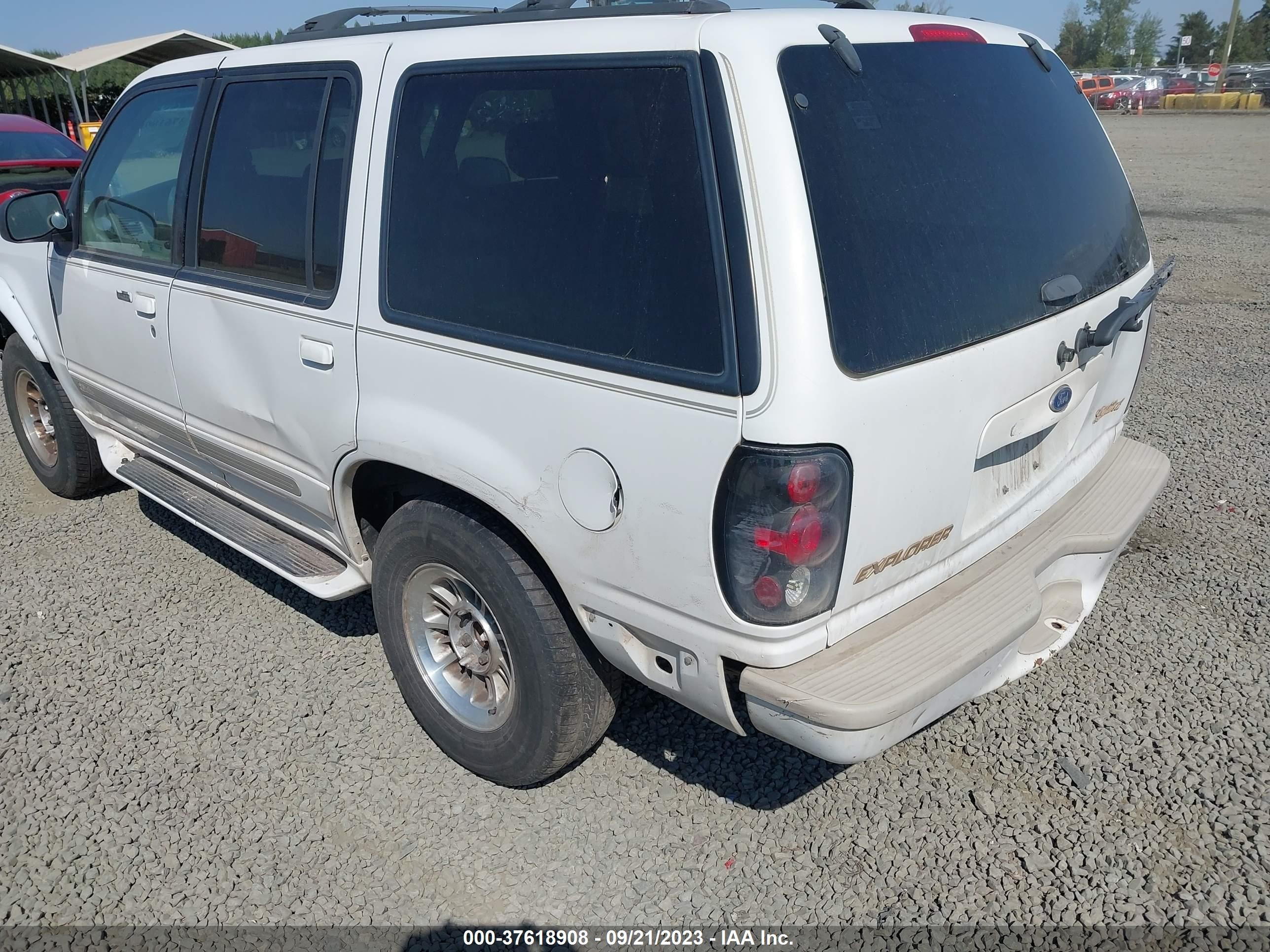 Photo 2 VIN: 1FMZU34E6WZB89630 - FORD EXPLORER 