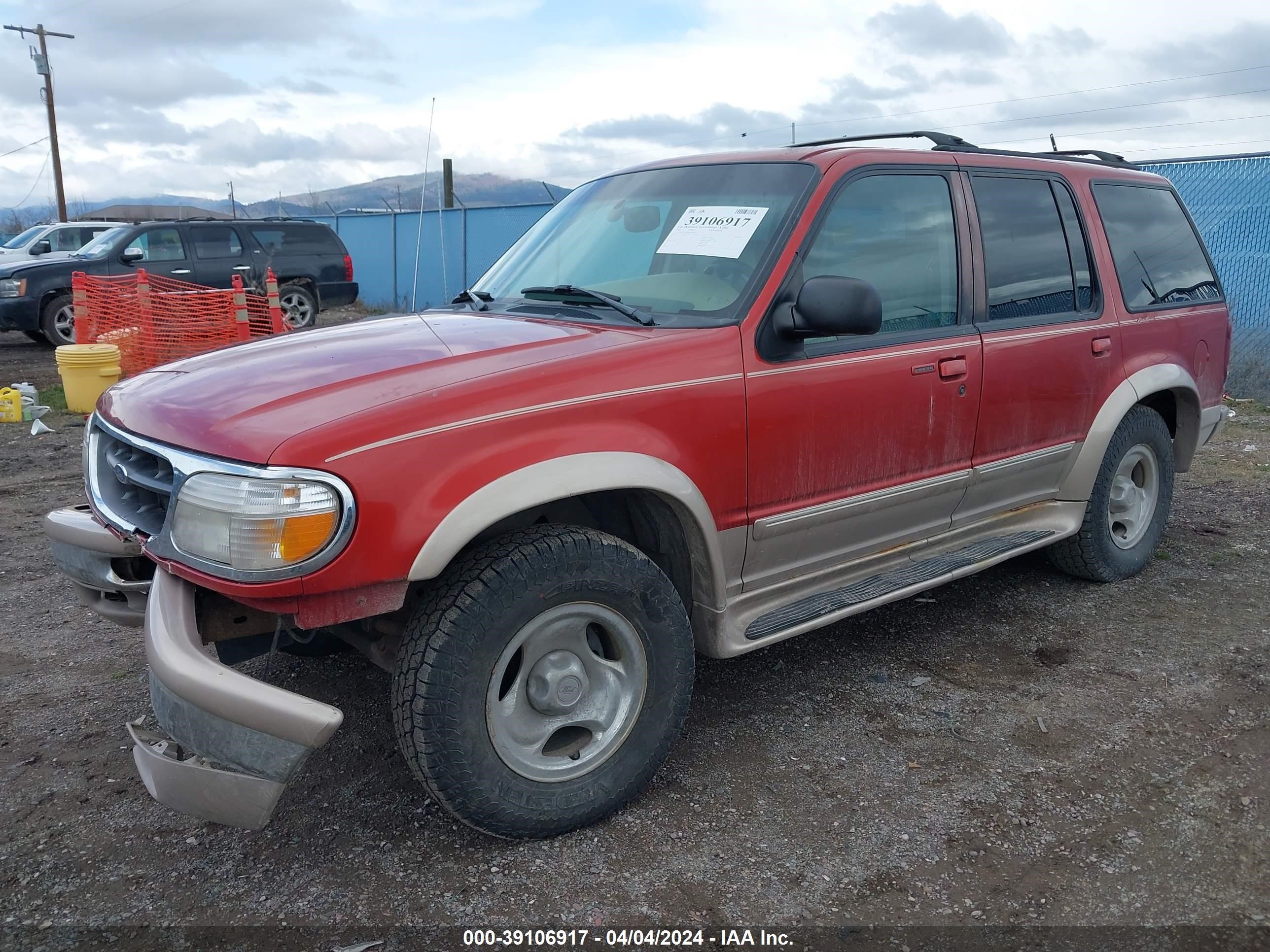 Photo 1 VIN: 1FMZU34EXWZA48107 - FORD EXPLORER 