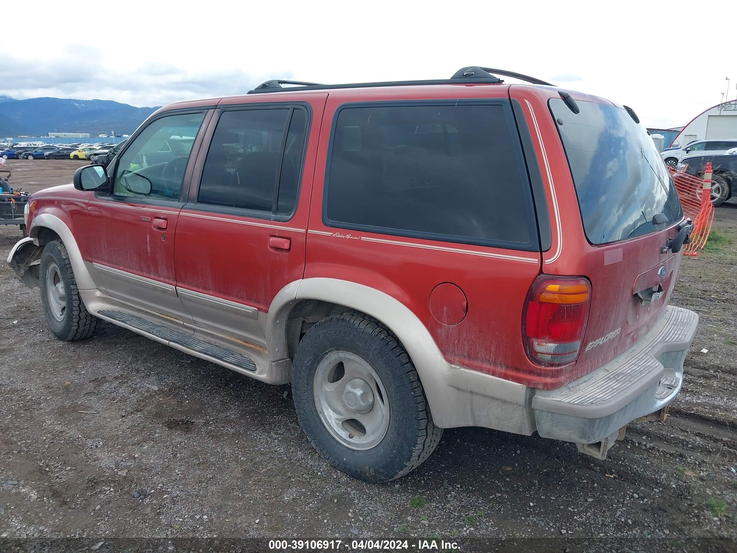 Photo 2 VIN: 1FMZU34EXWZA48107 - FORD EXPLORER 