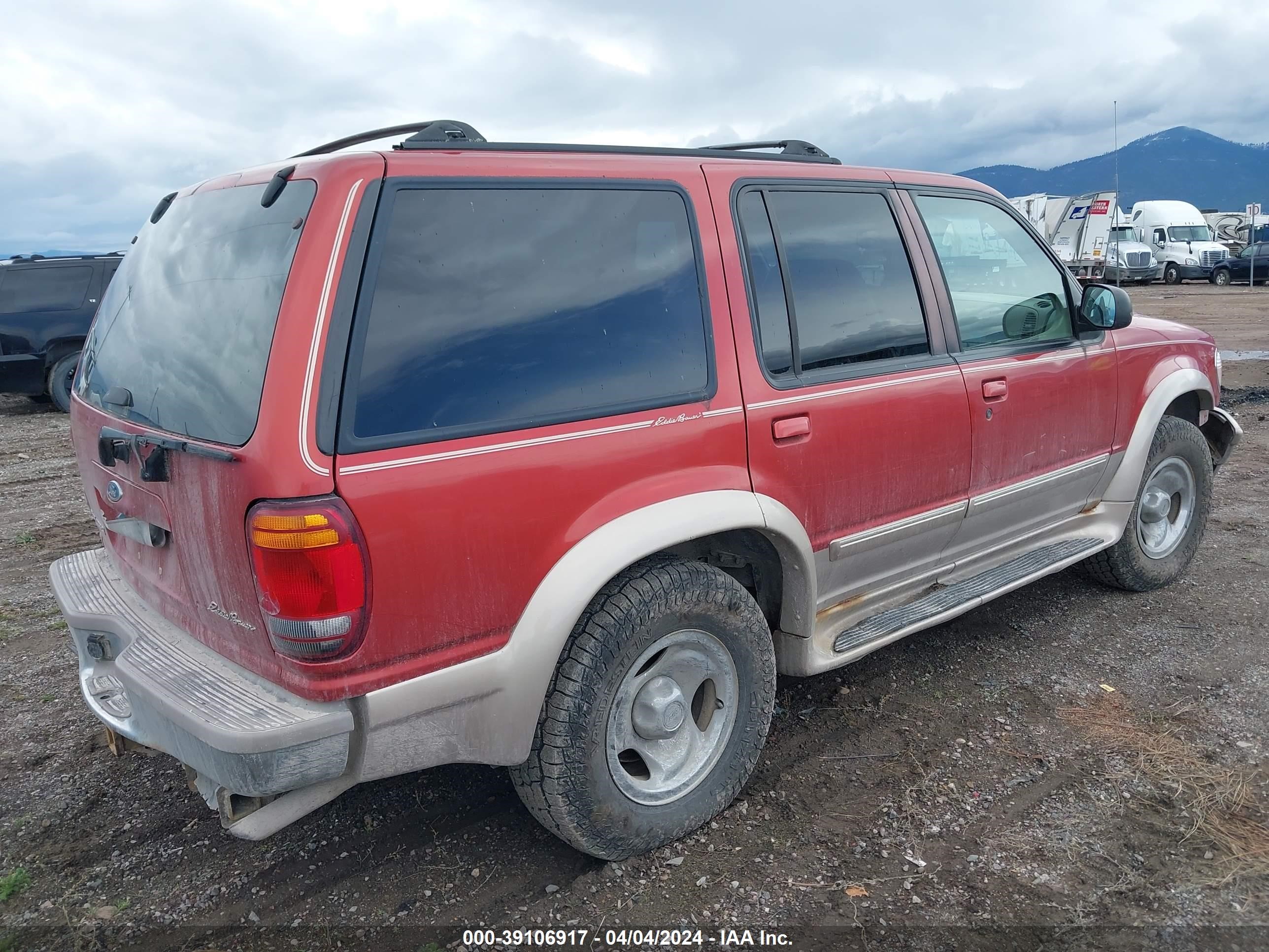 Photo 3 VIN: 1FMZU34EXWZA48107 - FORD EXPLORER 