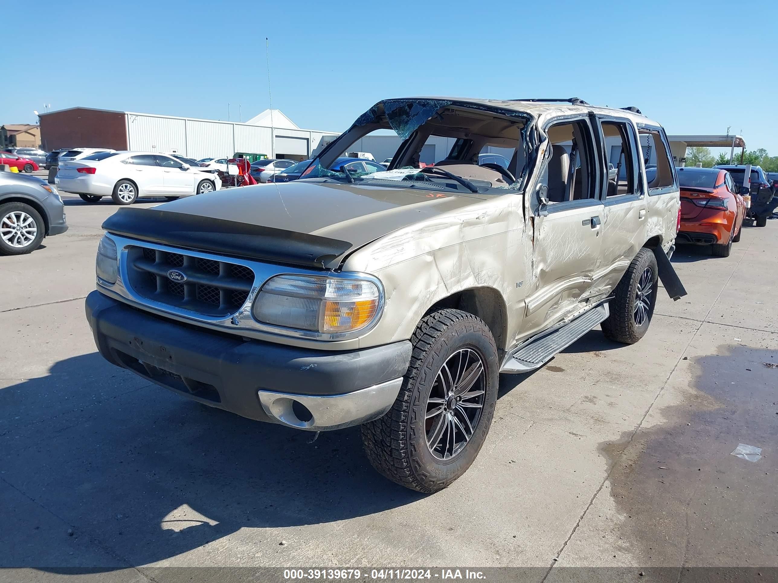 Photo 1 VIN: 1FMZU35P1XZA91736 - FORD EXPLORER 