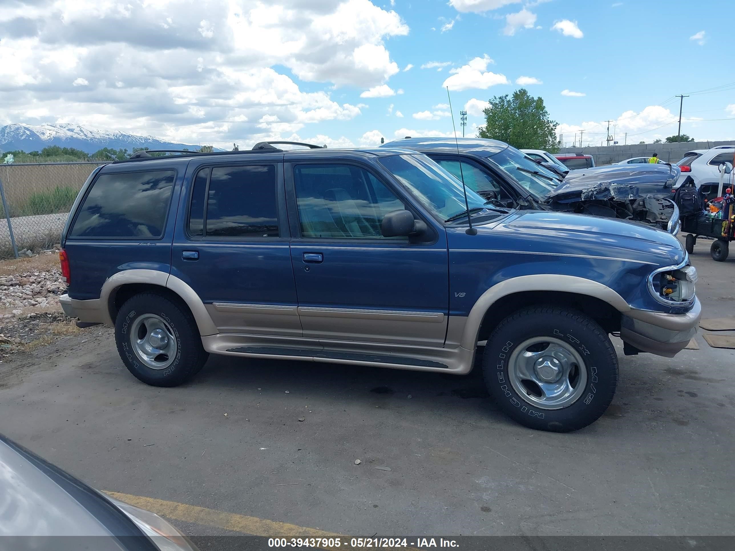 Photo 12 VIN: 1FMZU35P5WZA27259 - FORD EXPLORER 