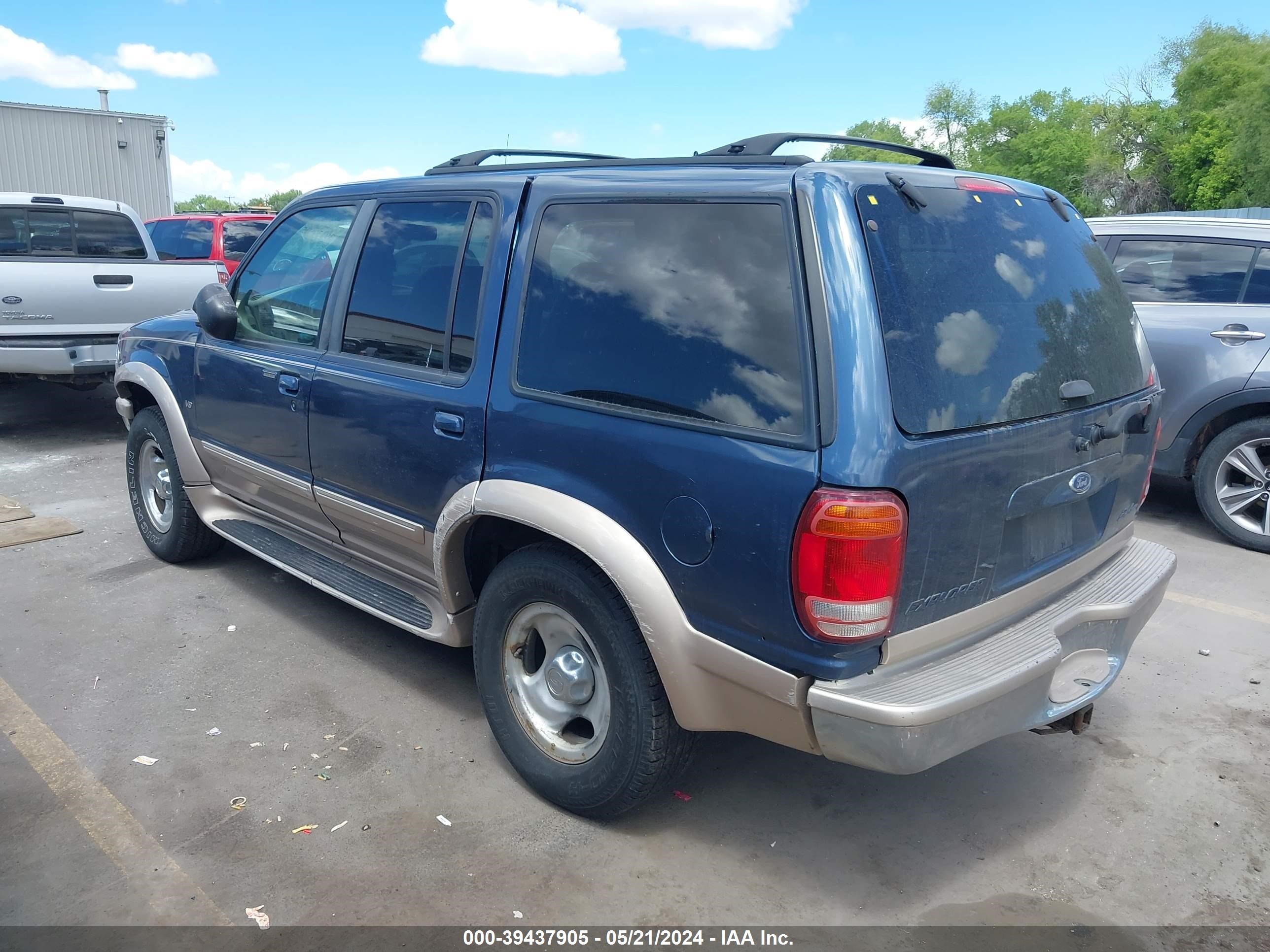 Photo 2 VIN: 1FMZU35P5WZA27259 - FORD EXPLORER 