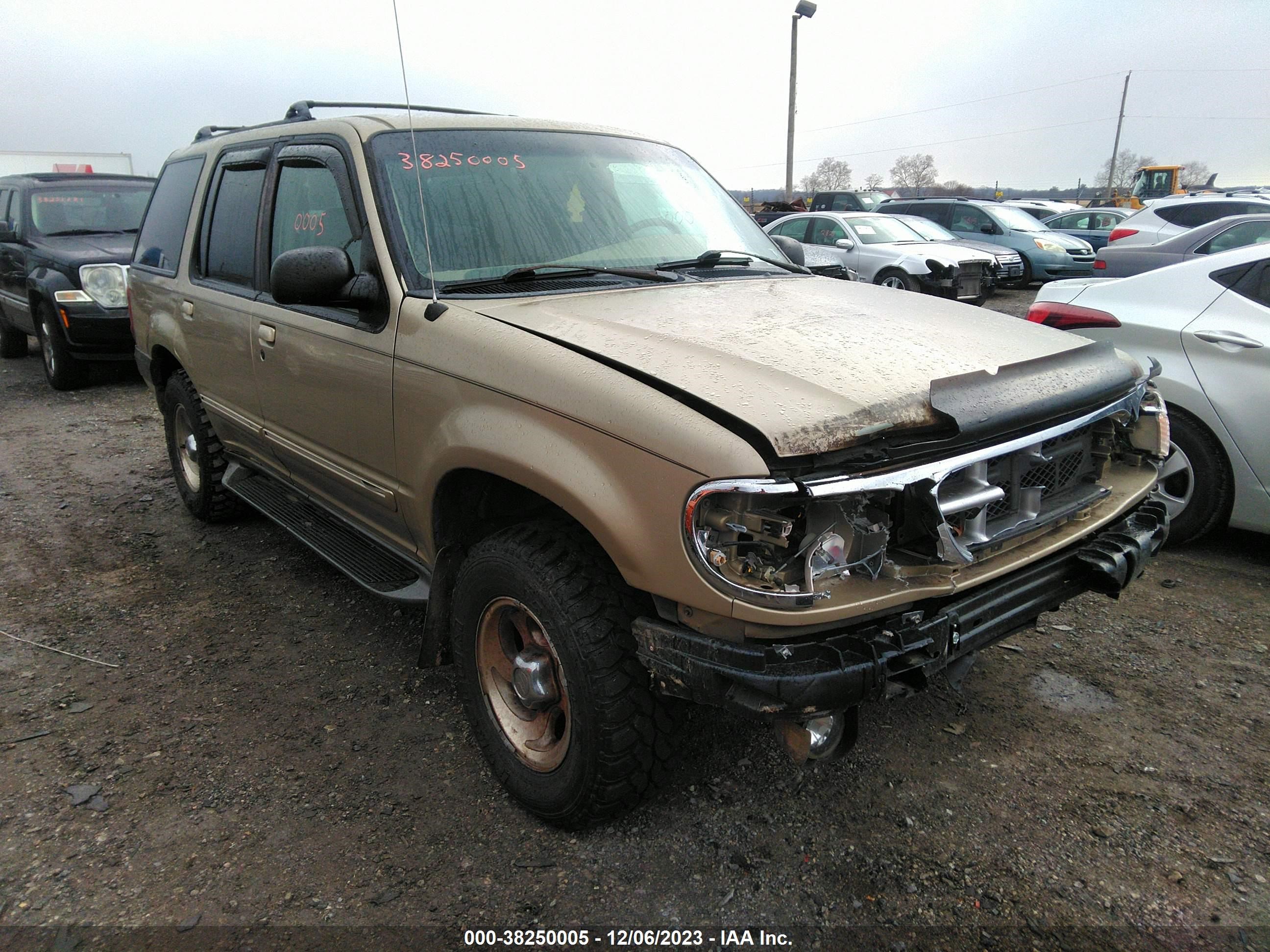 Photo 0 VIN: 1FMZU35P6XZB08417 - FORD EXPLORER 