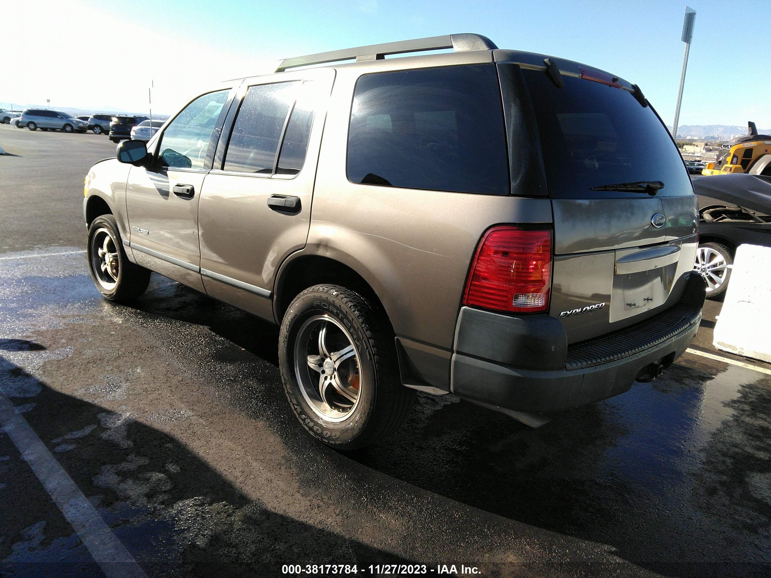 Photo 2 VIN: 1FMZU62E45UA38446 - FORD EXPLORER 