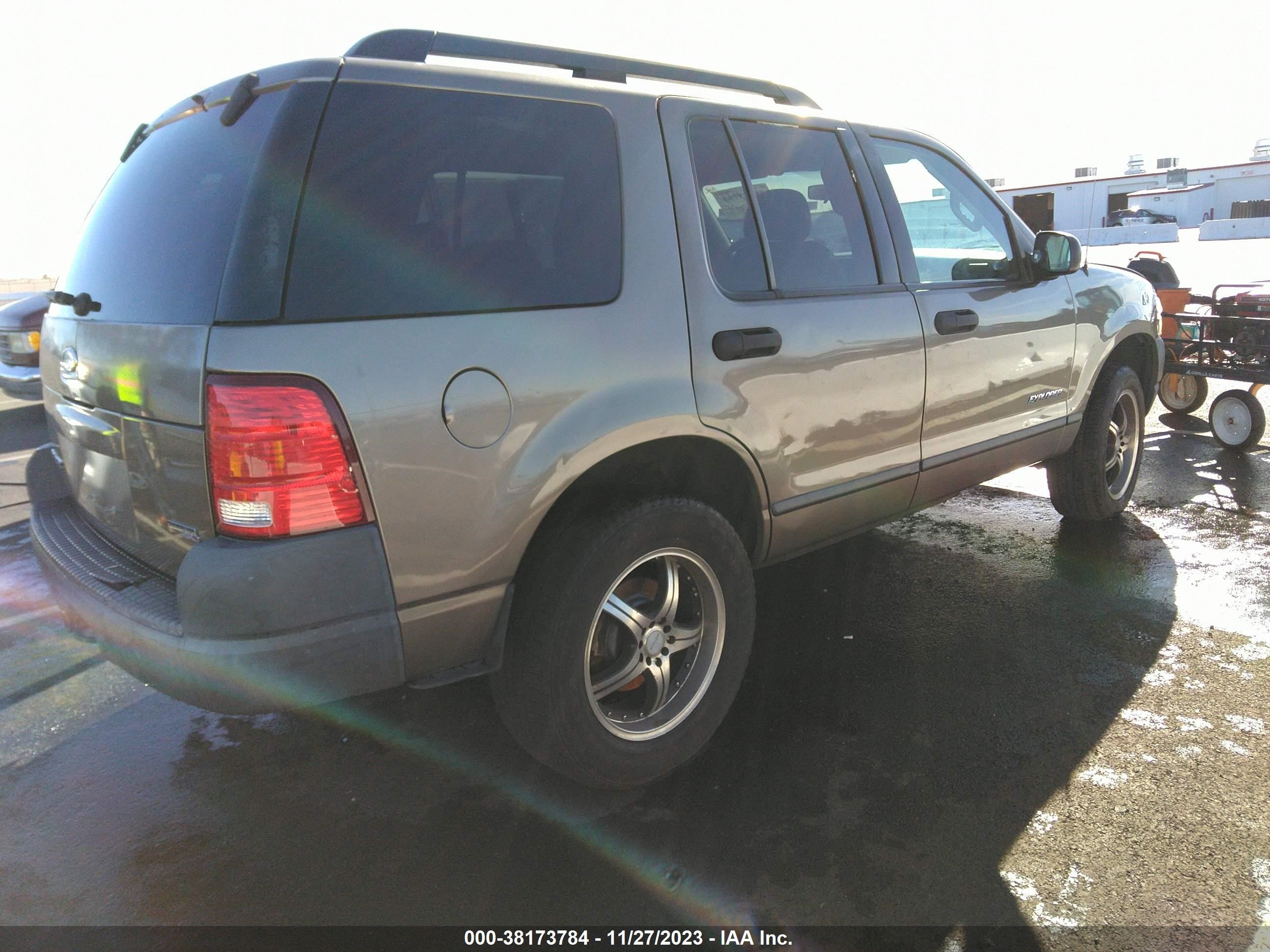 Photo 3 VIN: 1FMZU62E45UA38446 - FORD EXPLORER 