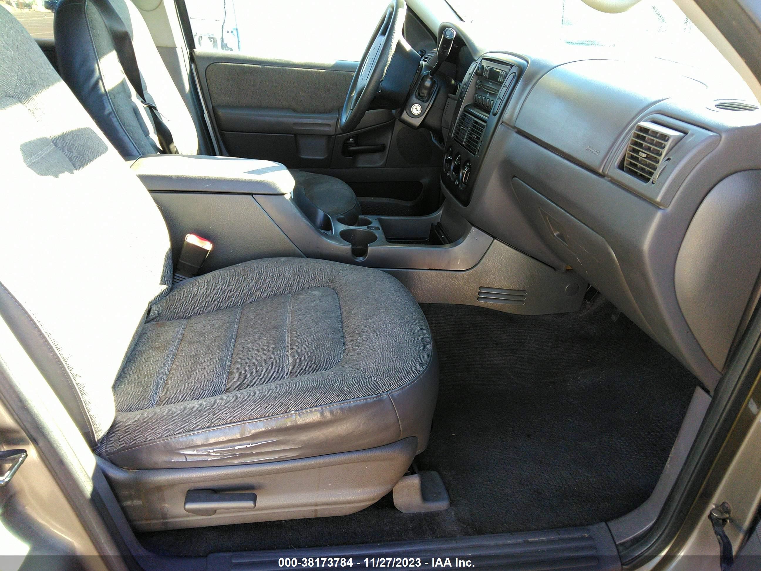 Photo 4 VIN: 1FMZU62E45UA38446 - FORD EXPLORER 