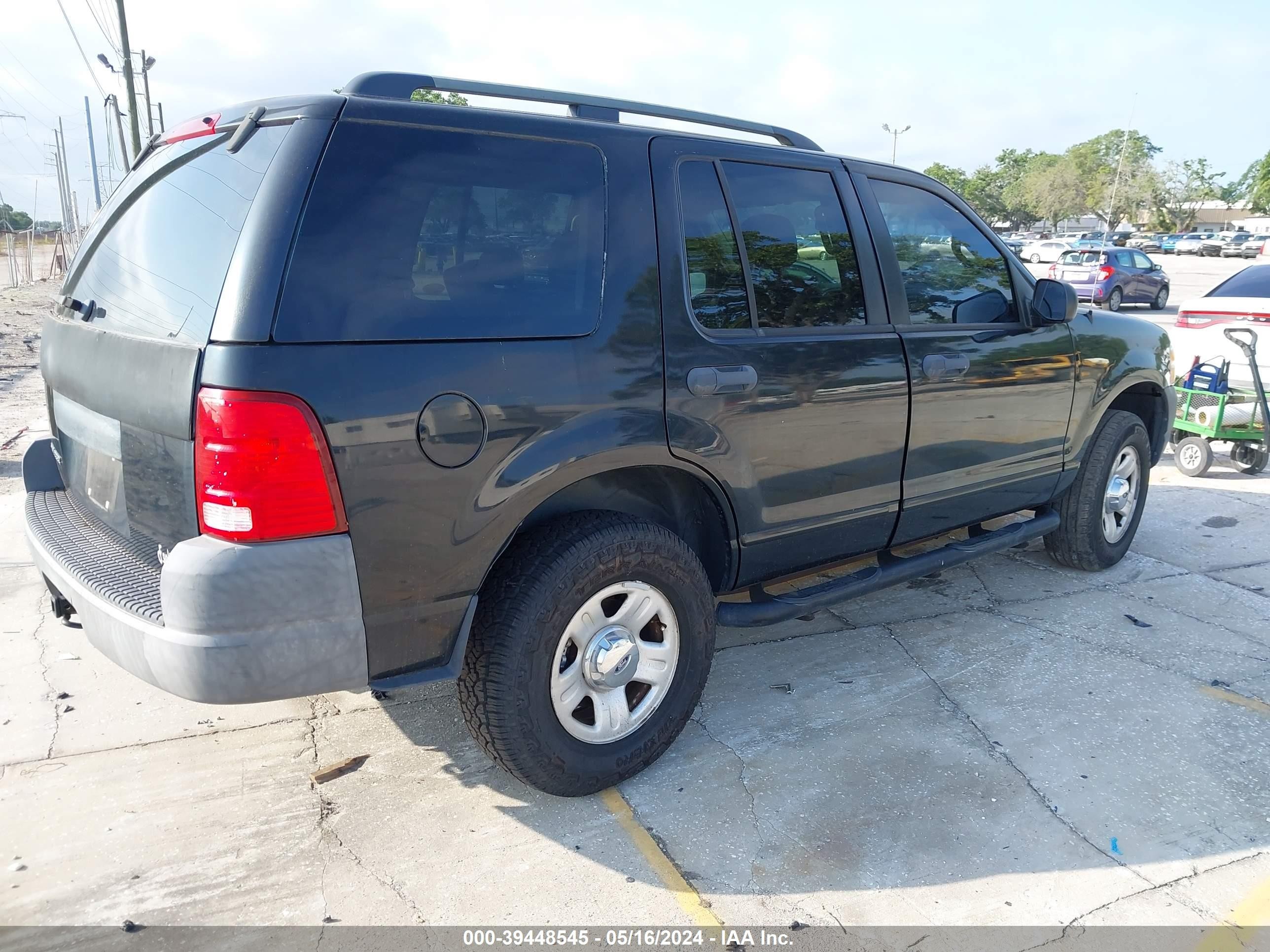 Photo 3 VIN: 1FMZU62KX3UA27499 - FORD EXPLORER 