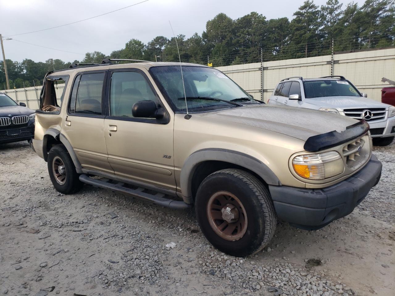 Photo 3 VIN: 1FMZU62X5YZA71920 - FORD EXPLORER 