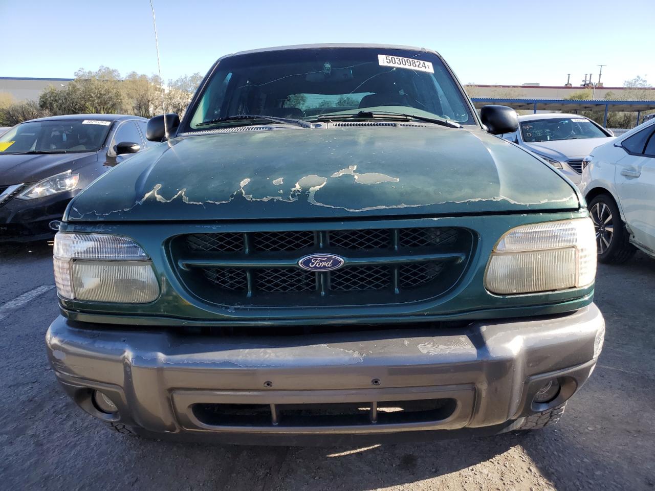 Photo 4 VIN: 1FMZU63E2YZC52129 - FORD EXPLORER 