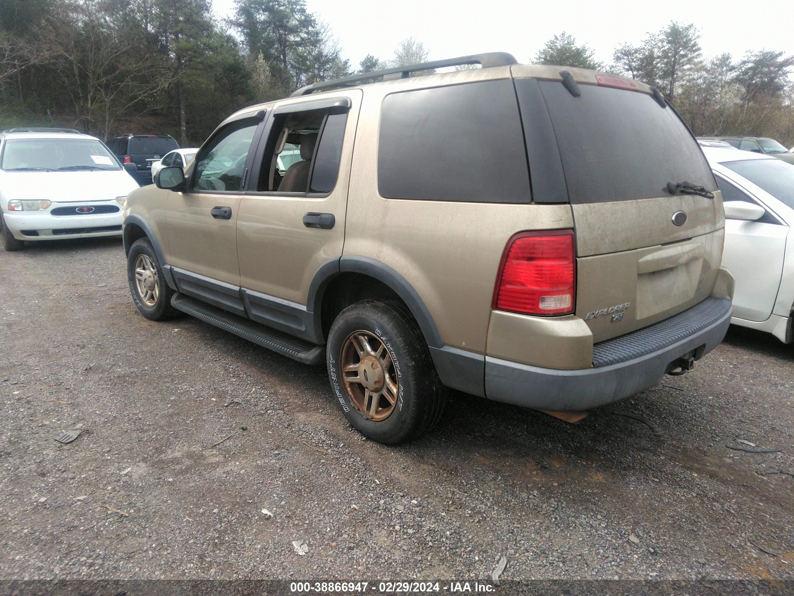 Photo 2 VIN: 1FMZU63K13UA01825 - FORD EXPLORER 