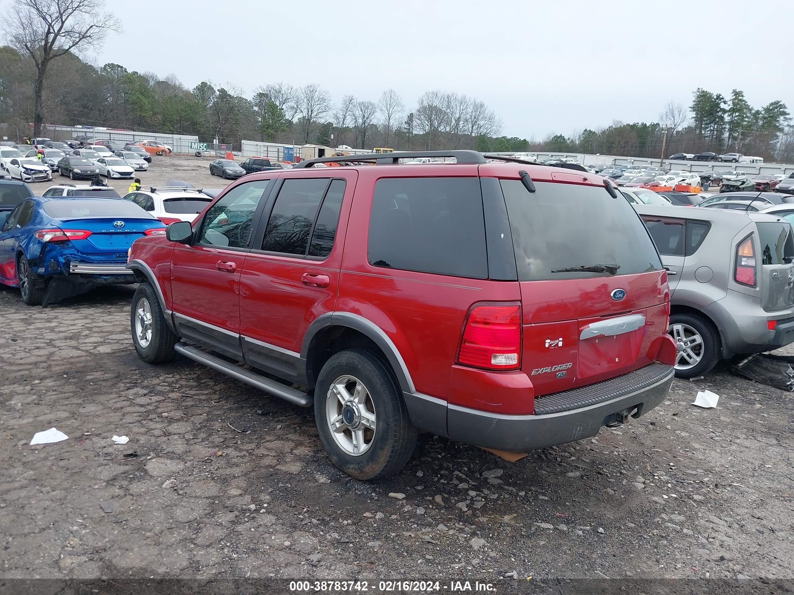 Photo 2 VIN: 1FMZU63K33UA51965 - FORD EXPLORER 