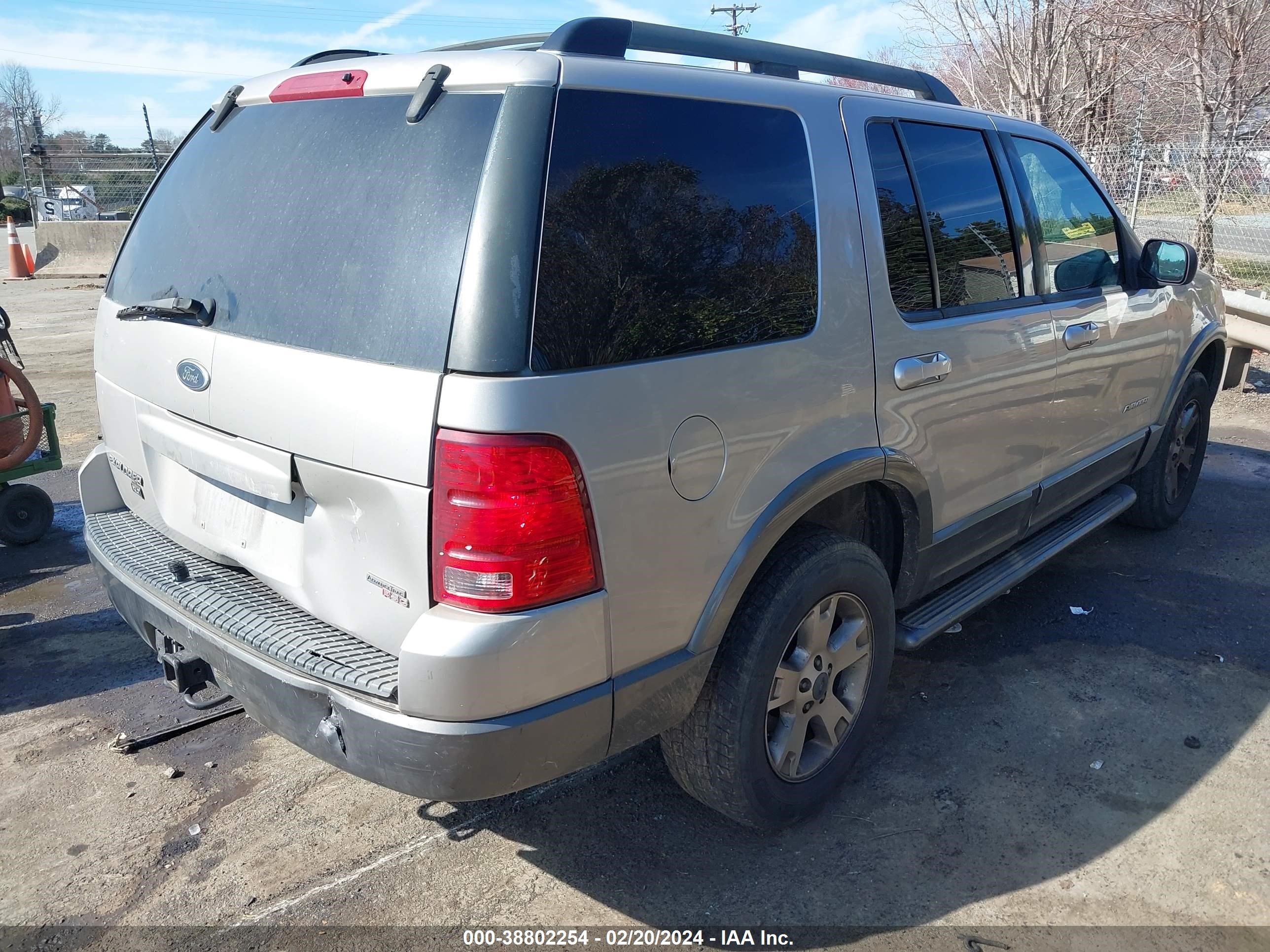 Photo 3 VIN: 1FMZU63K35UA92339 - FORD EXPLORER 