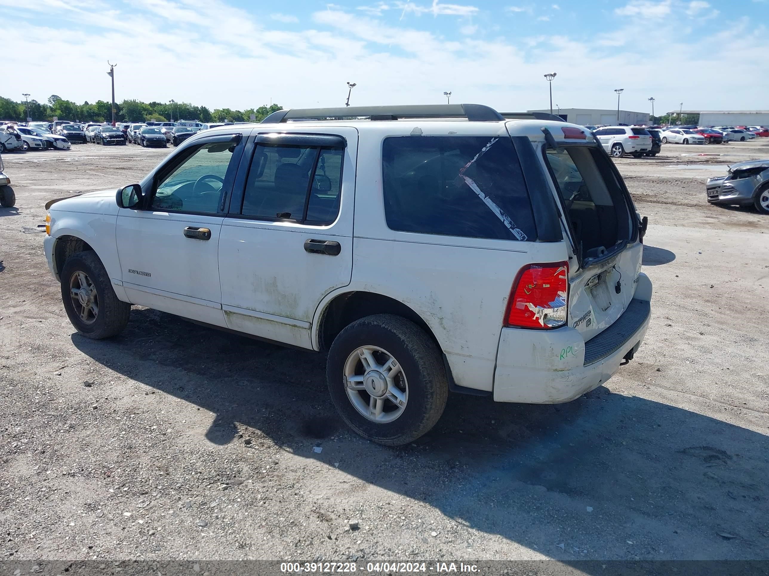 Photo 2 VIN: 1FMZU63K55UA76756 - FORD EXPLORER 