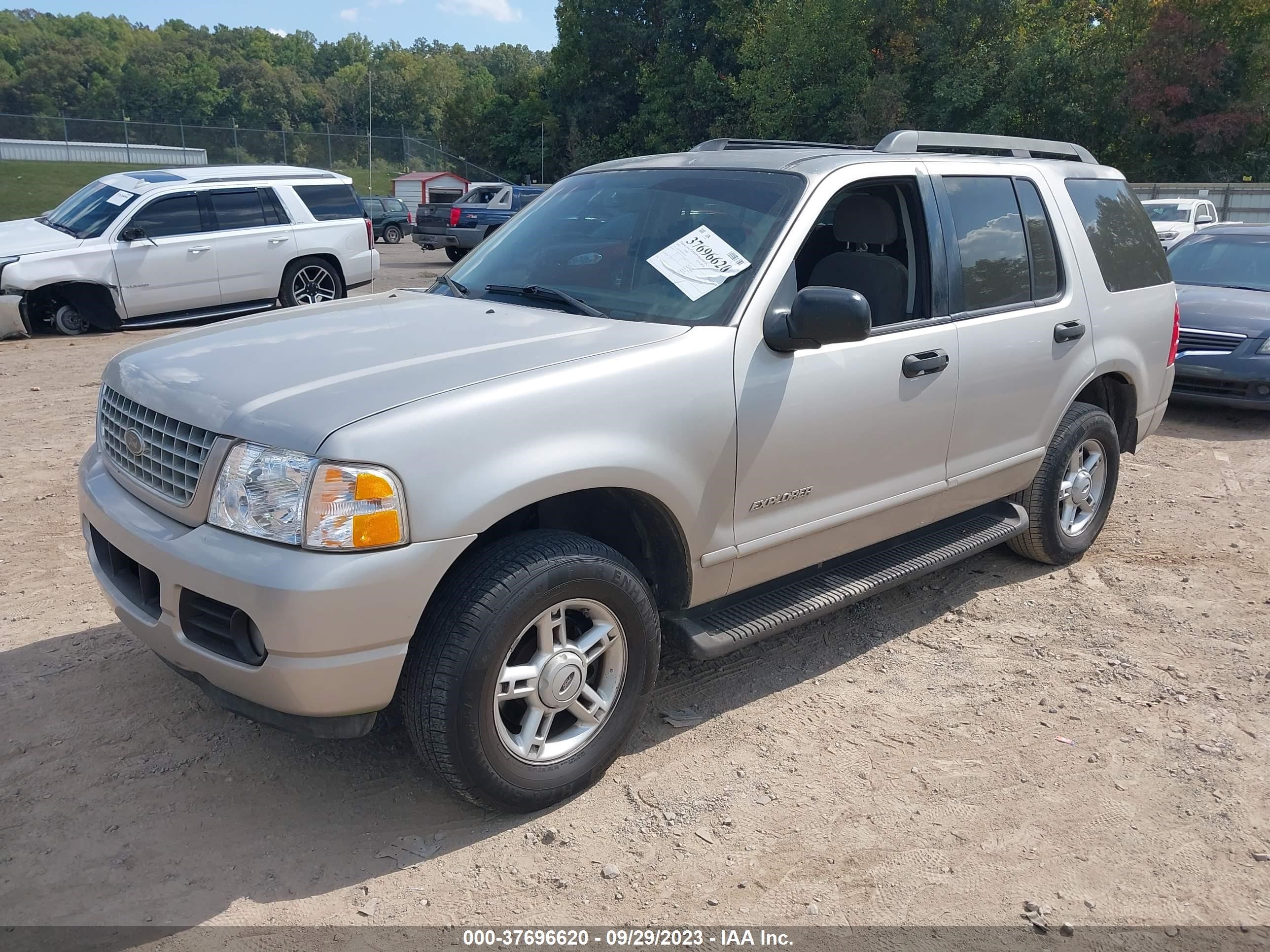 Photo 1 VIN: 1FMZU63K65UC03255 - FORD EXPLORER 