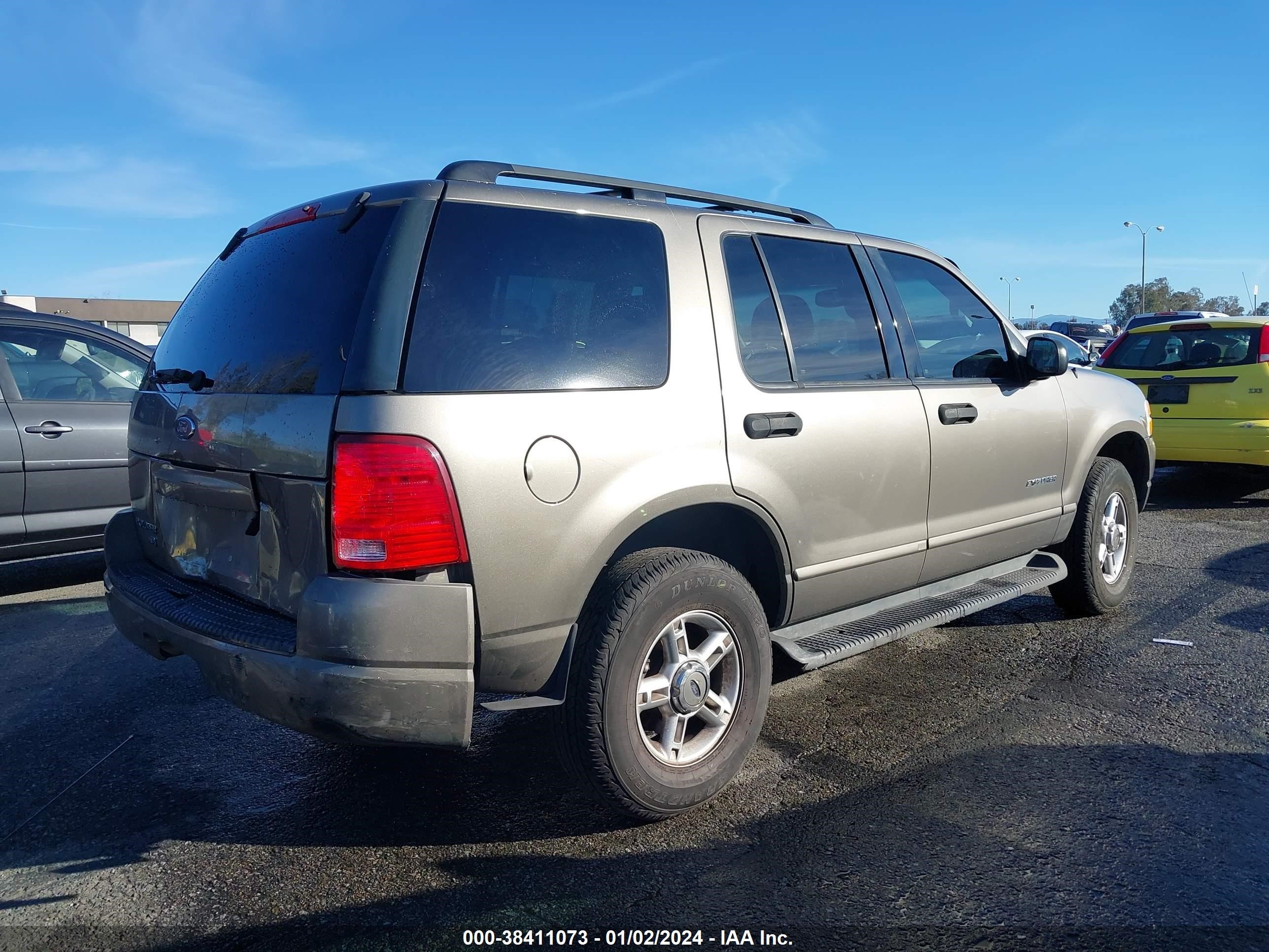 Photo 3 VIN: 1FMZU63KX4ZA10012 - FORD EXPLORER 