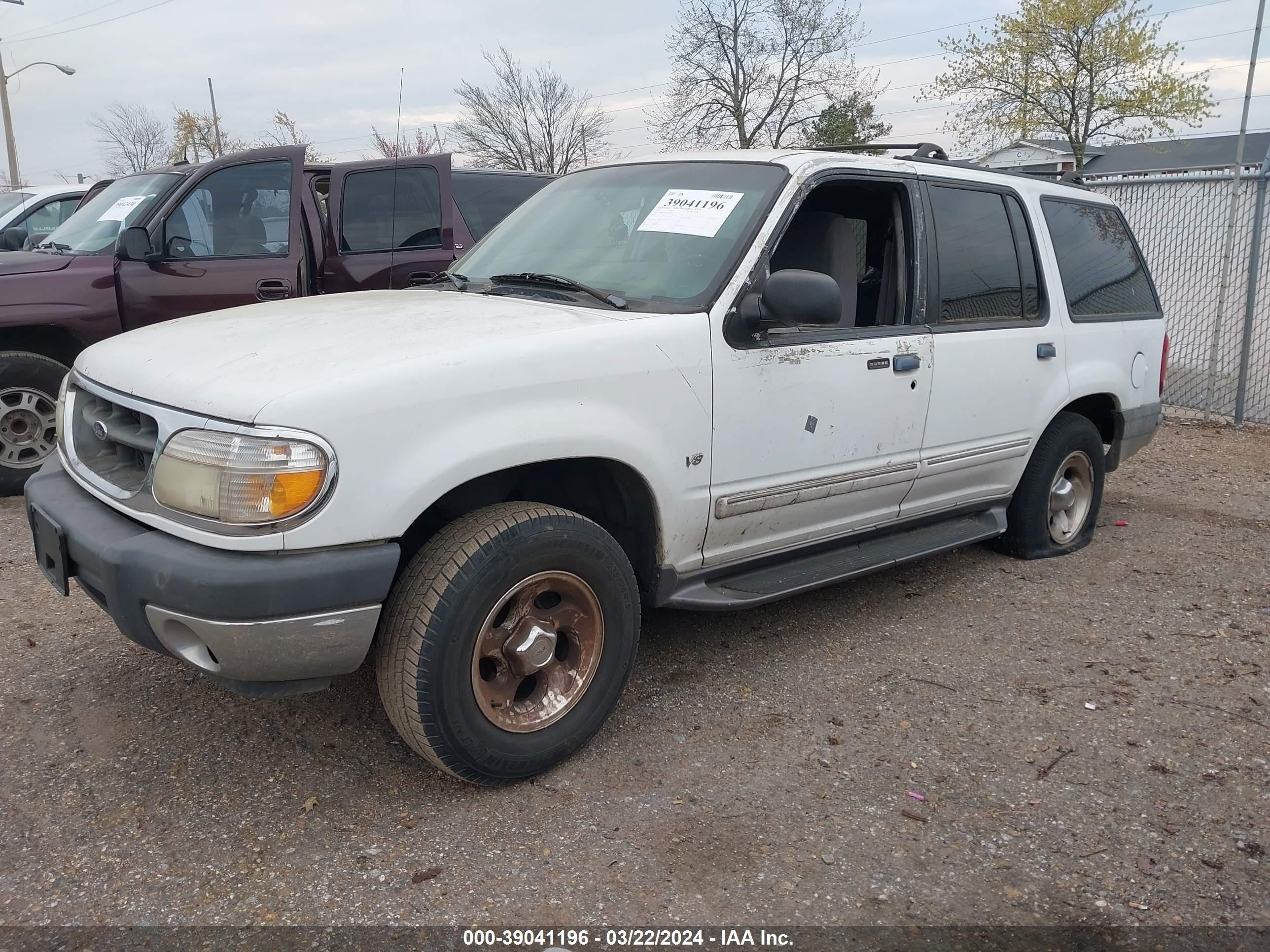 Photo 1 VIN: 1FMZU63P21ZA76819 - FORD EXPLORER 