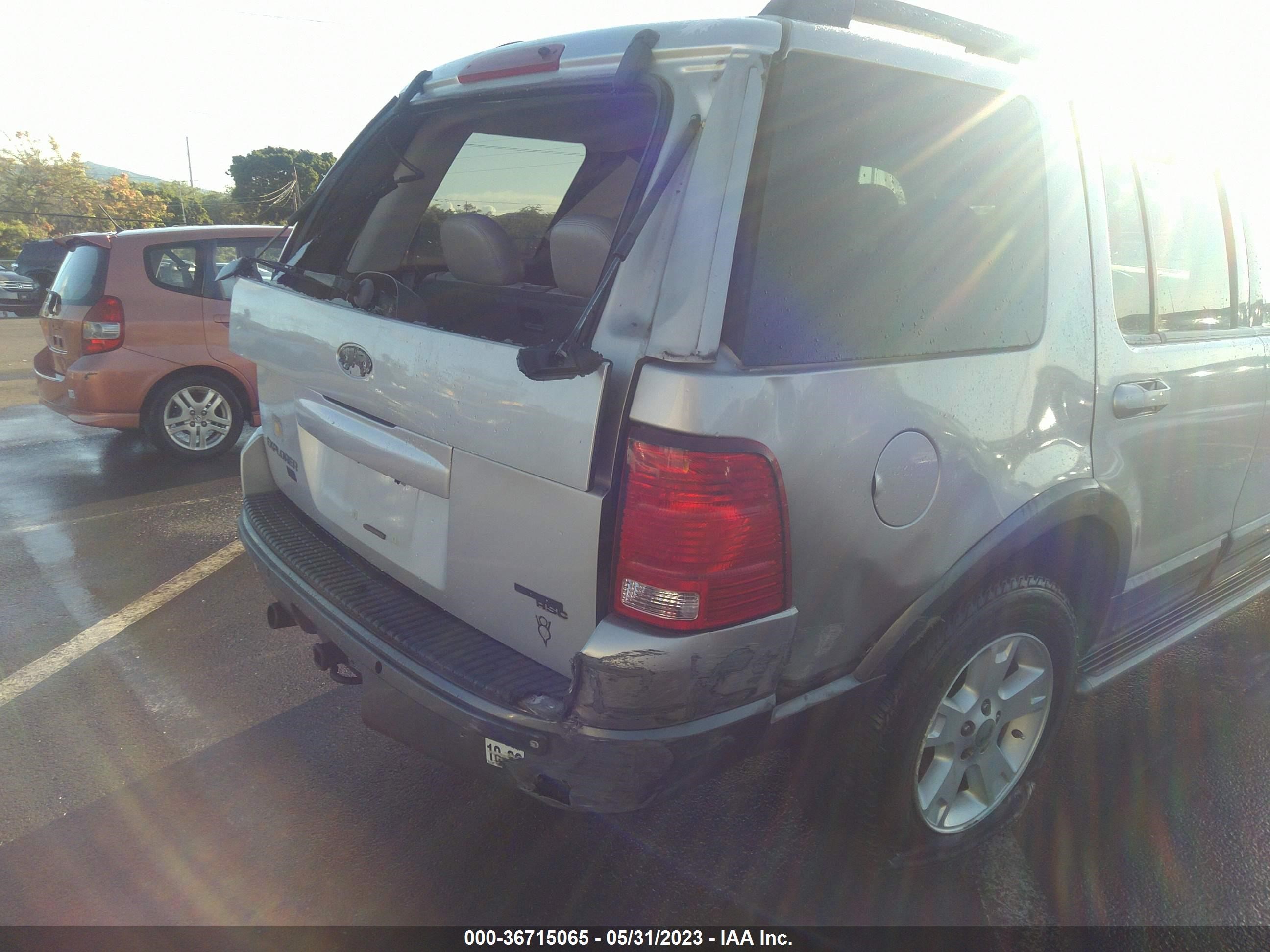 Photo 5 VIN: 1FMZU63W25ZA10008 - FORD EXPLORER 