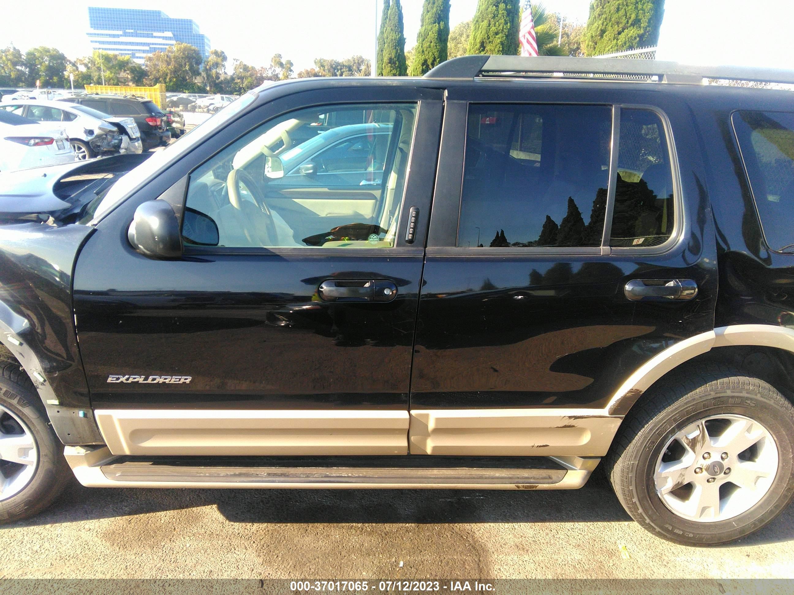 Photo 13 VIN: 1FMZU64E75UB16988 - FORD EXPLORER 