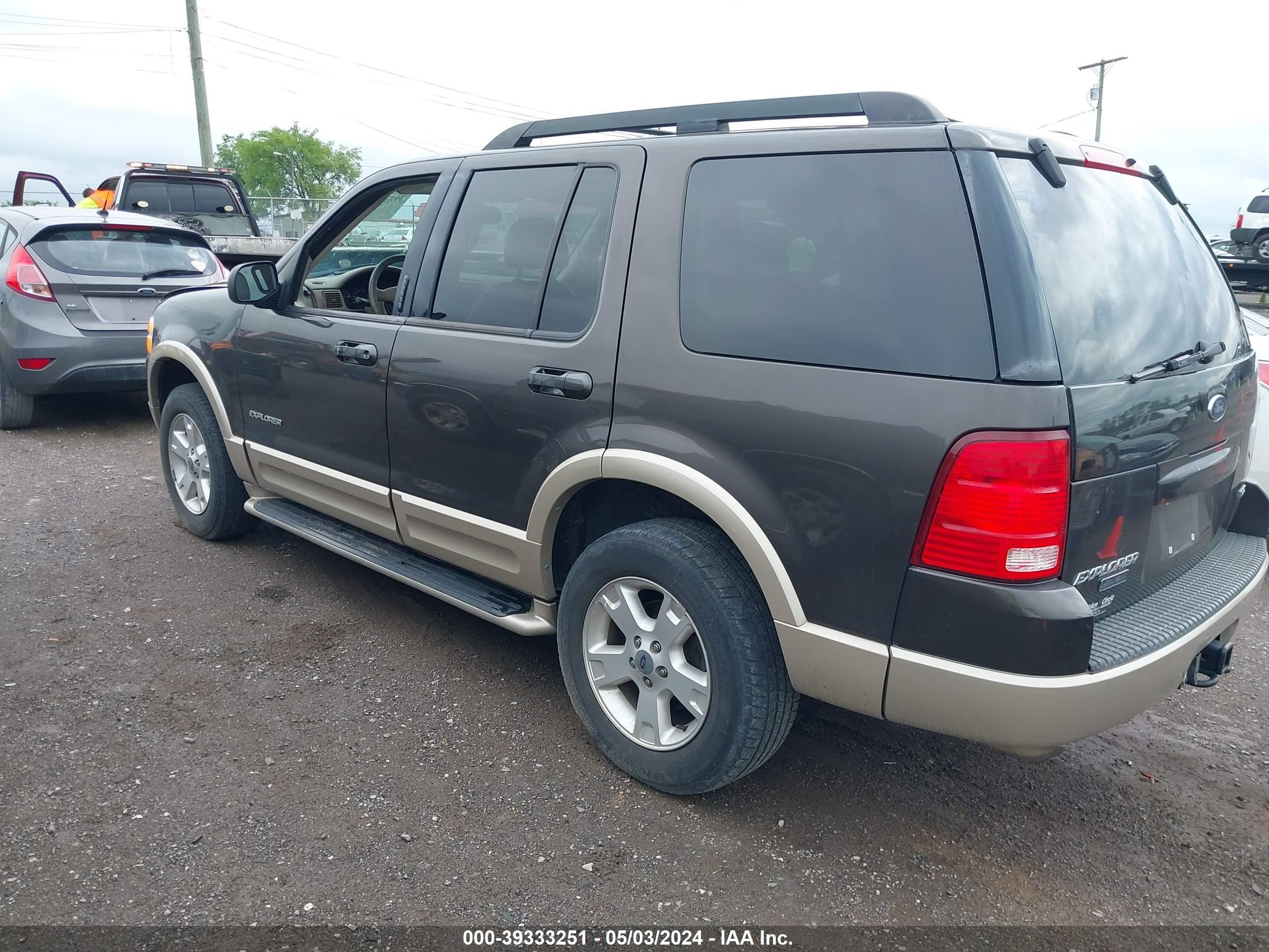 Photo 2 VIN: 1FMZU64K05UB03943 - FORD EXPLORER 