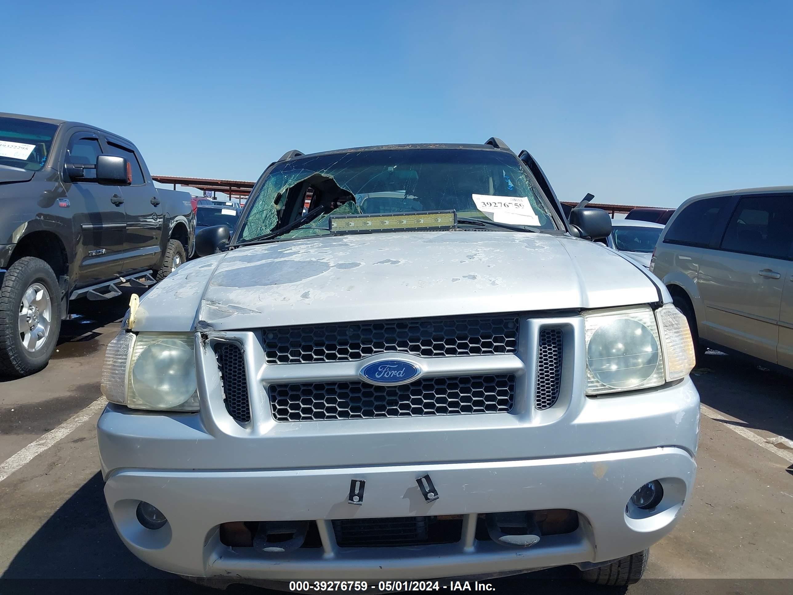 Photo 11 VIN: 1FMZU67E13UB74233 - FORD EXPLORER SPORT TRAC 