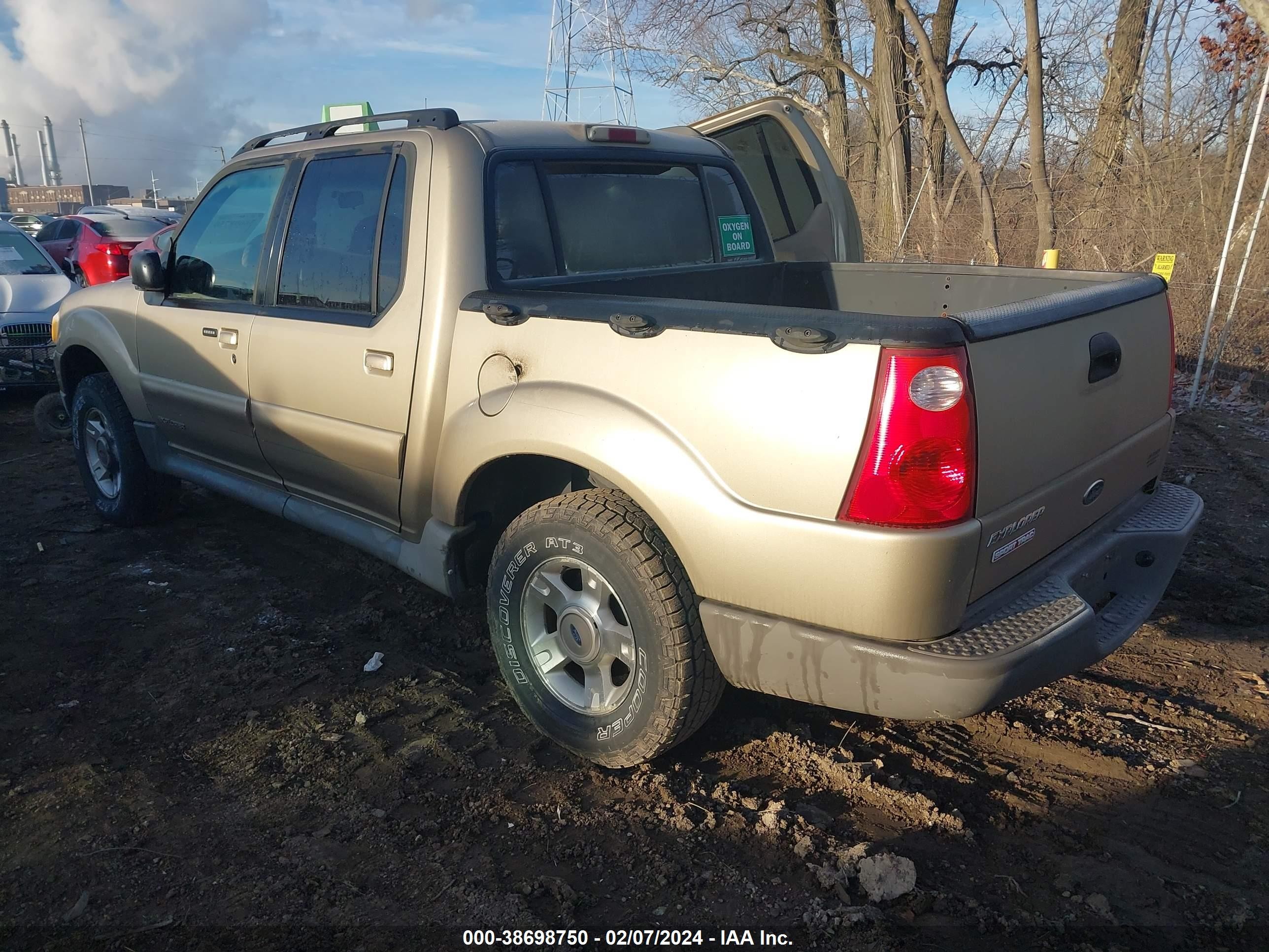 Photo 2 VIN: 1FMZU67E41UB96076 - FORD EXPLORER SPORT TRAC 