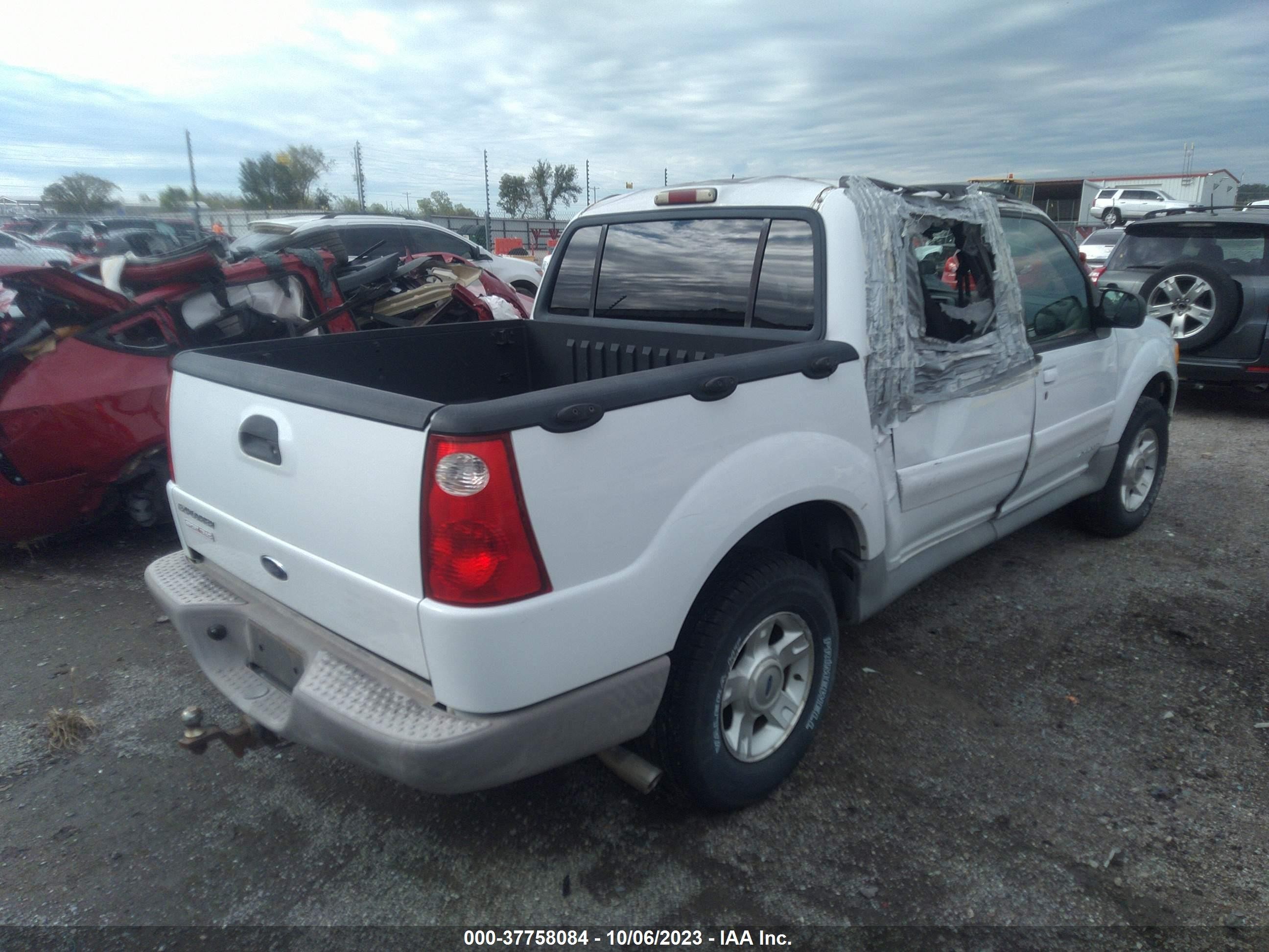 Photo 3 VIN: 1FMZU67E41UC43798 - FORD EXPLORER SPORT TRAC 