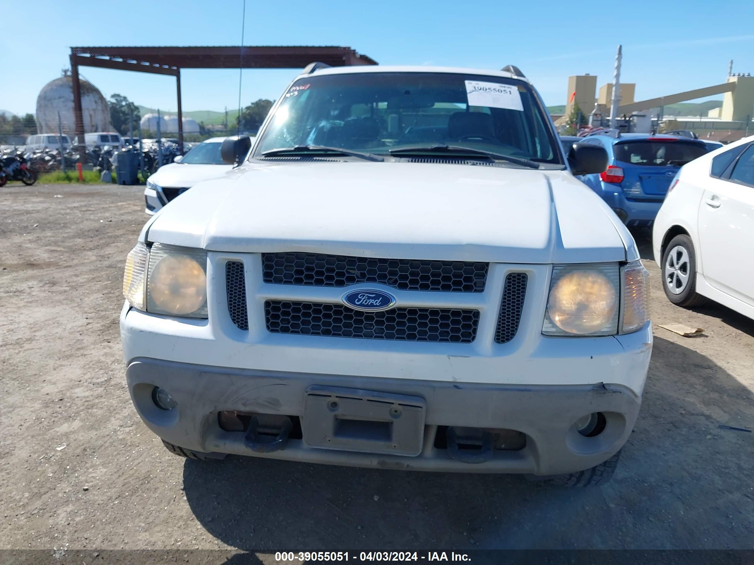 Photo 11 VIN: 1FMZU67E51UB33603 - FORD EXPLORER SPORT TRAC 