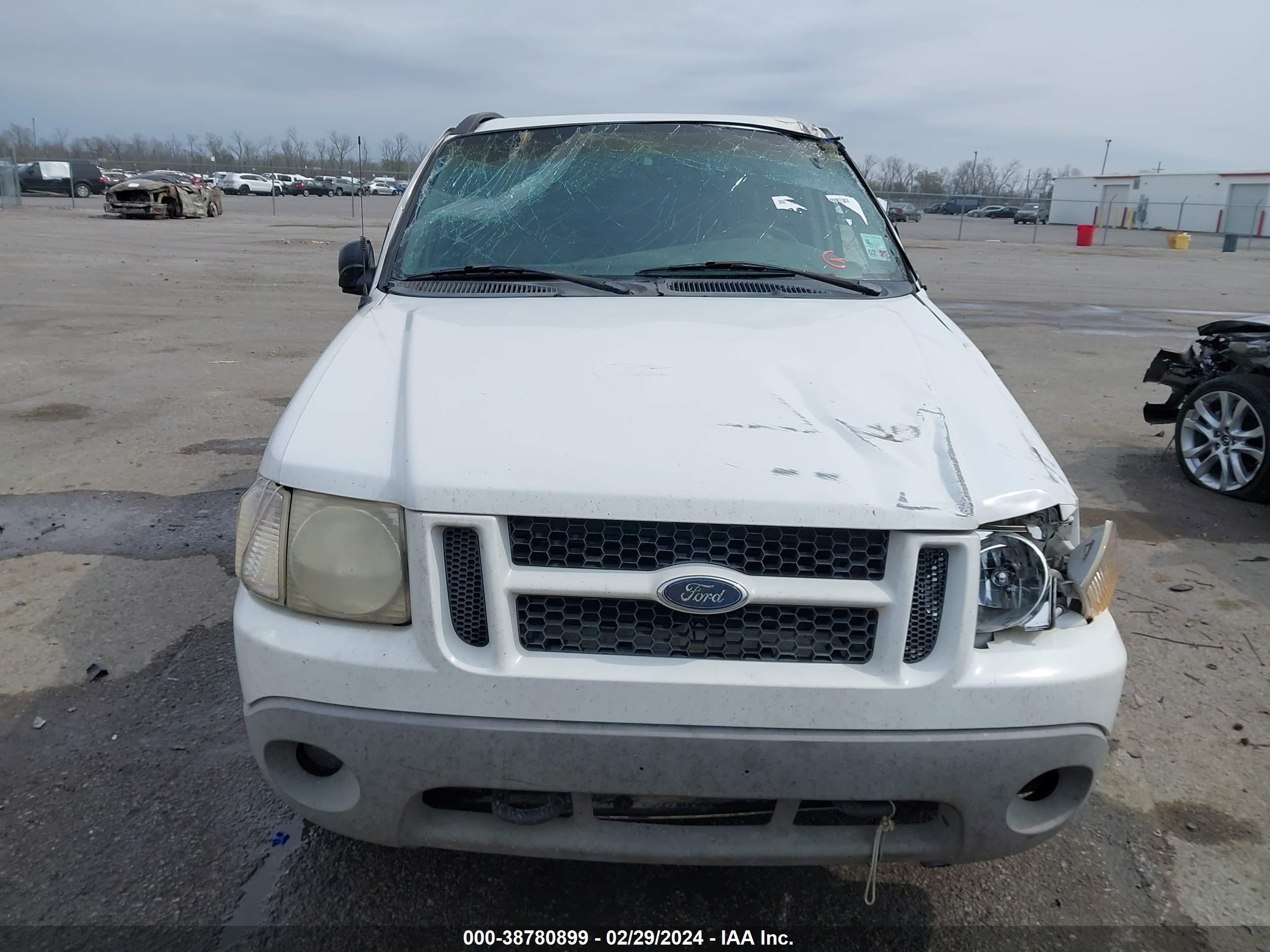 Photo 11 VIN: 1FMZU67E61UC13881 - FORD EXPLORER SPORT TRAC 