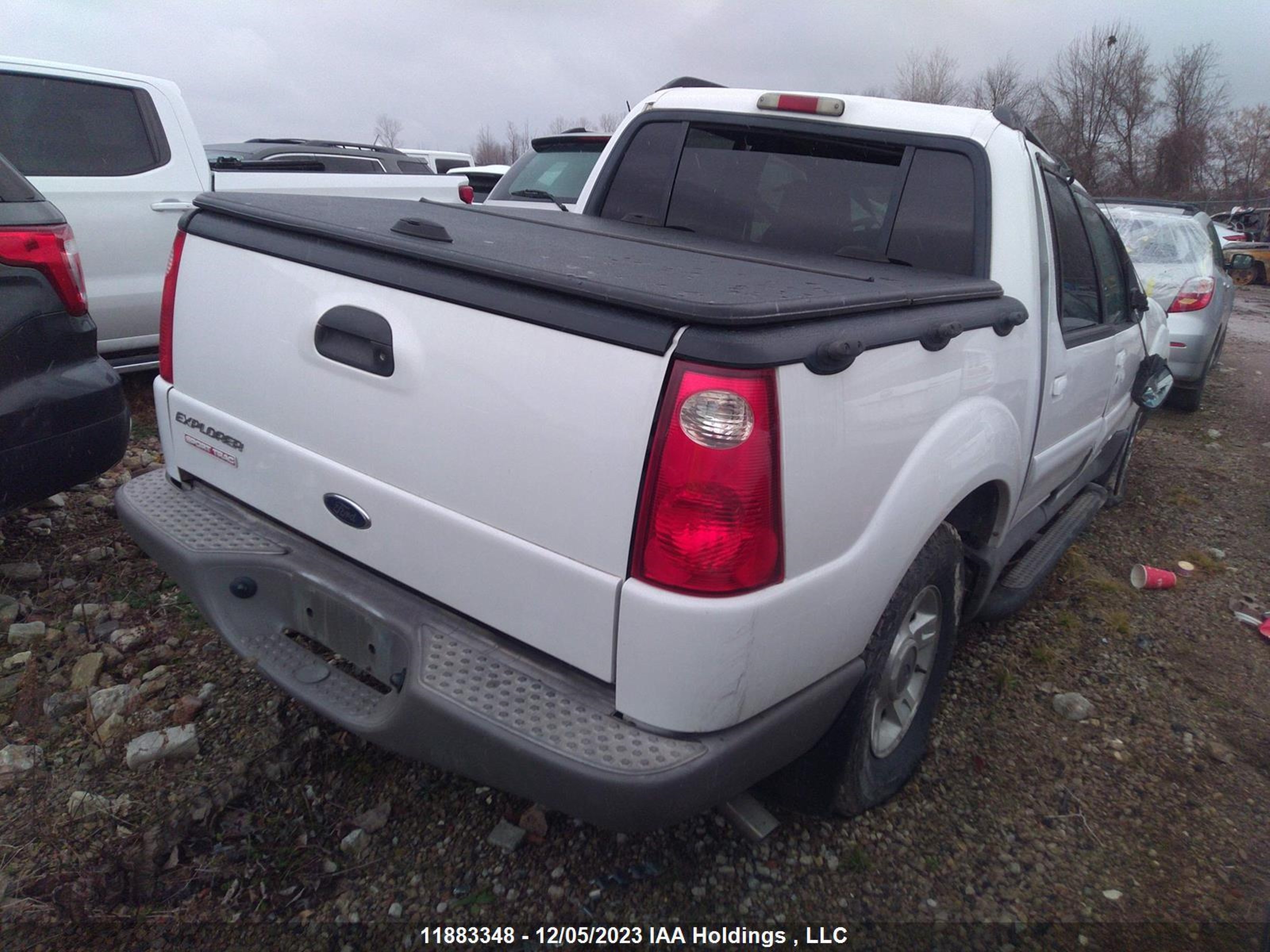 Photo 3 VIN: 1FMZU67E81UB67342 - FORD EXPLORER SPORT TRAC 