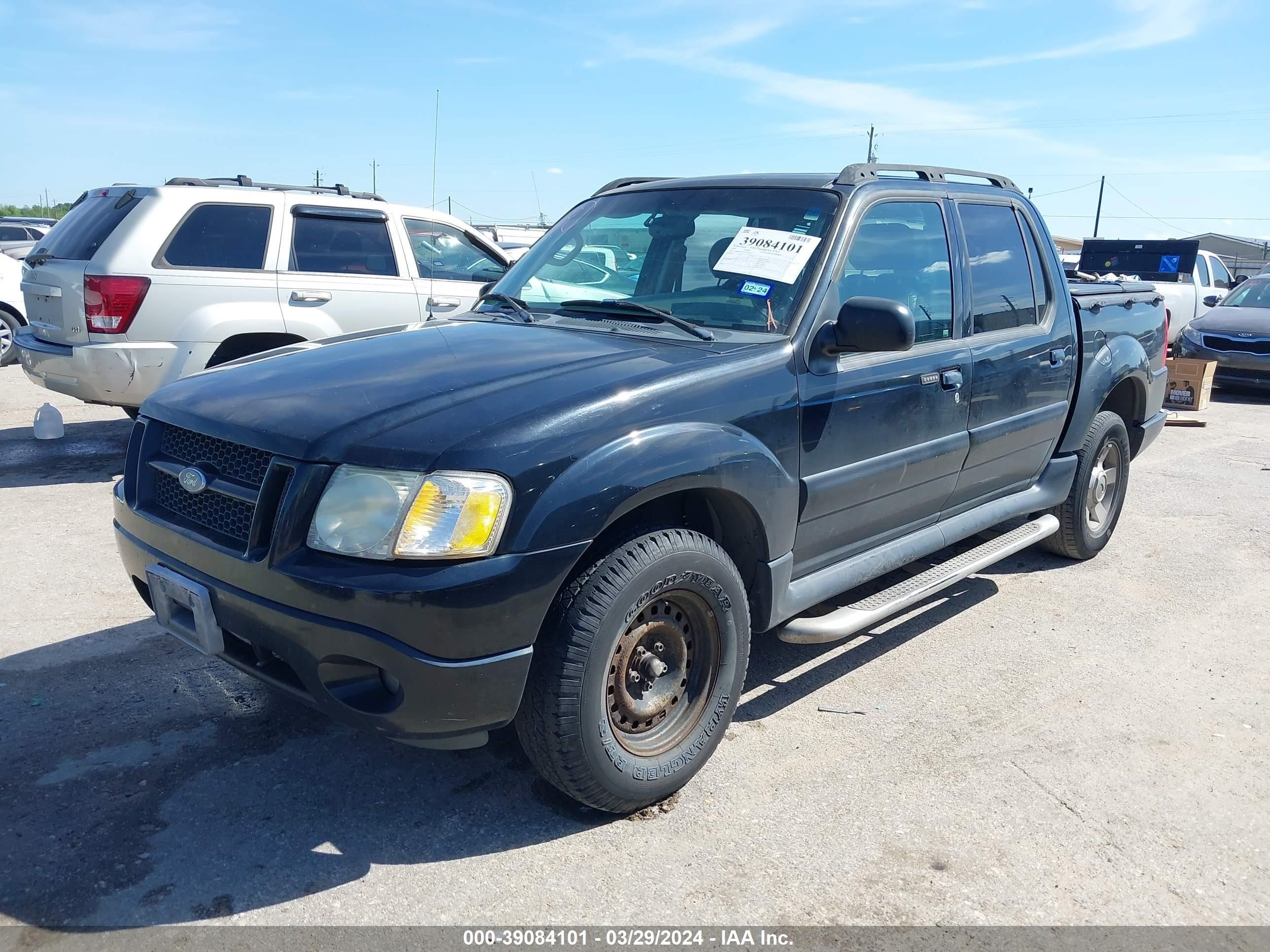 Photo 1 VIN: 1FMZU67K05UB07440 - FORD EXPLORER SPORT TRAC 