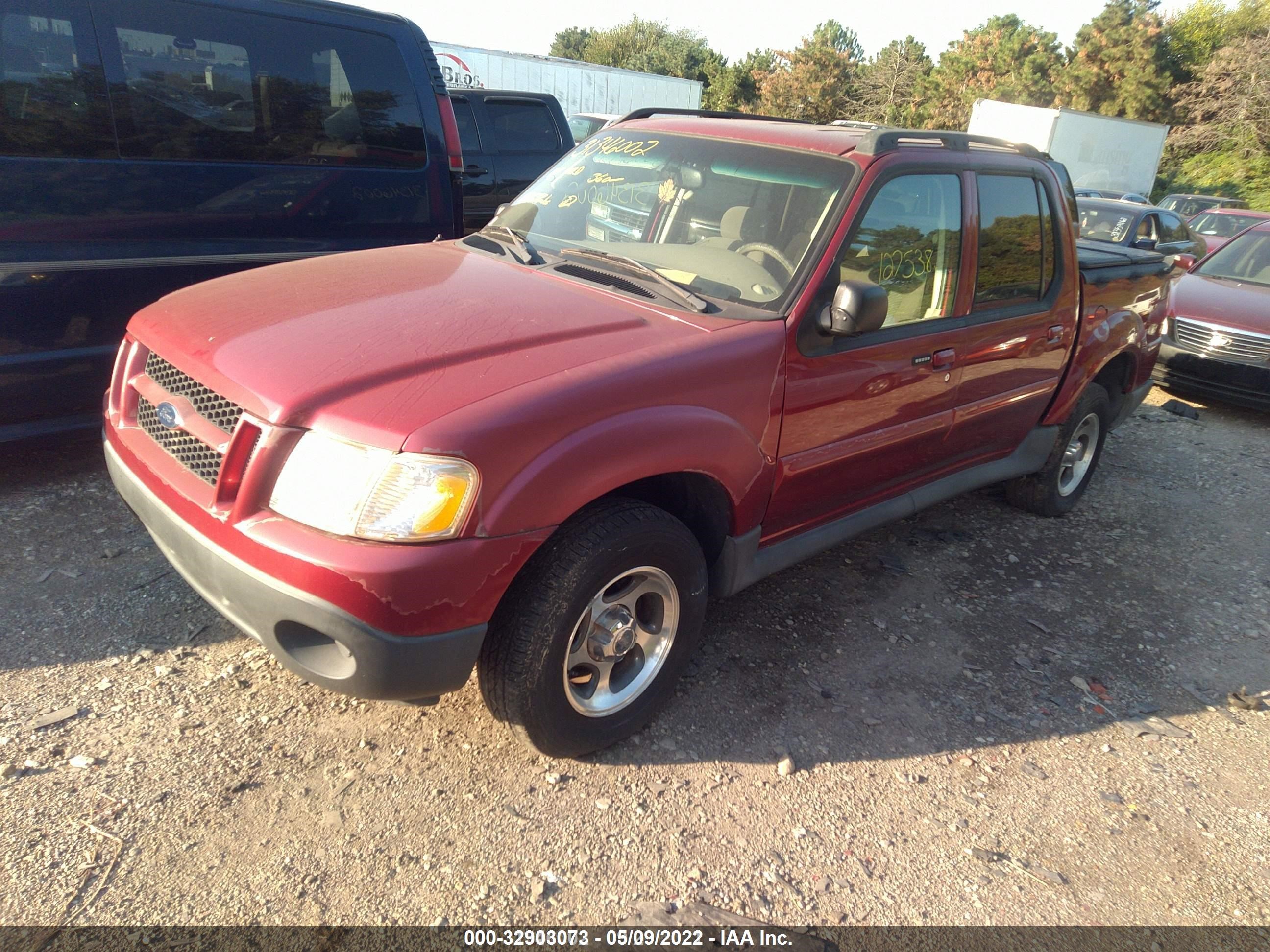 Photo 1 VIN: 1FMZU67K45UB31837 - FORD EXPLORER SPORT TRAC 