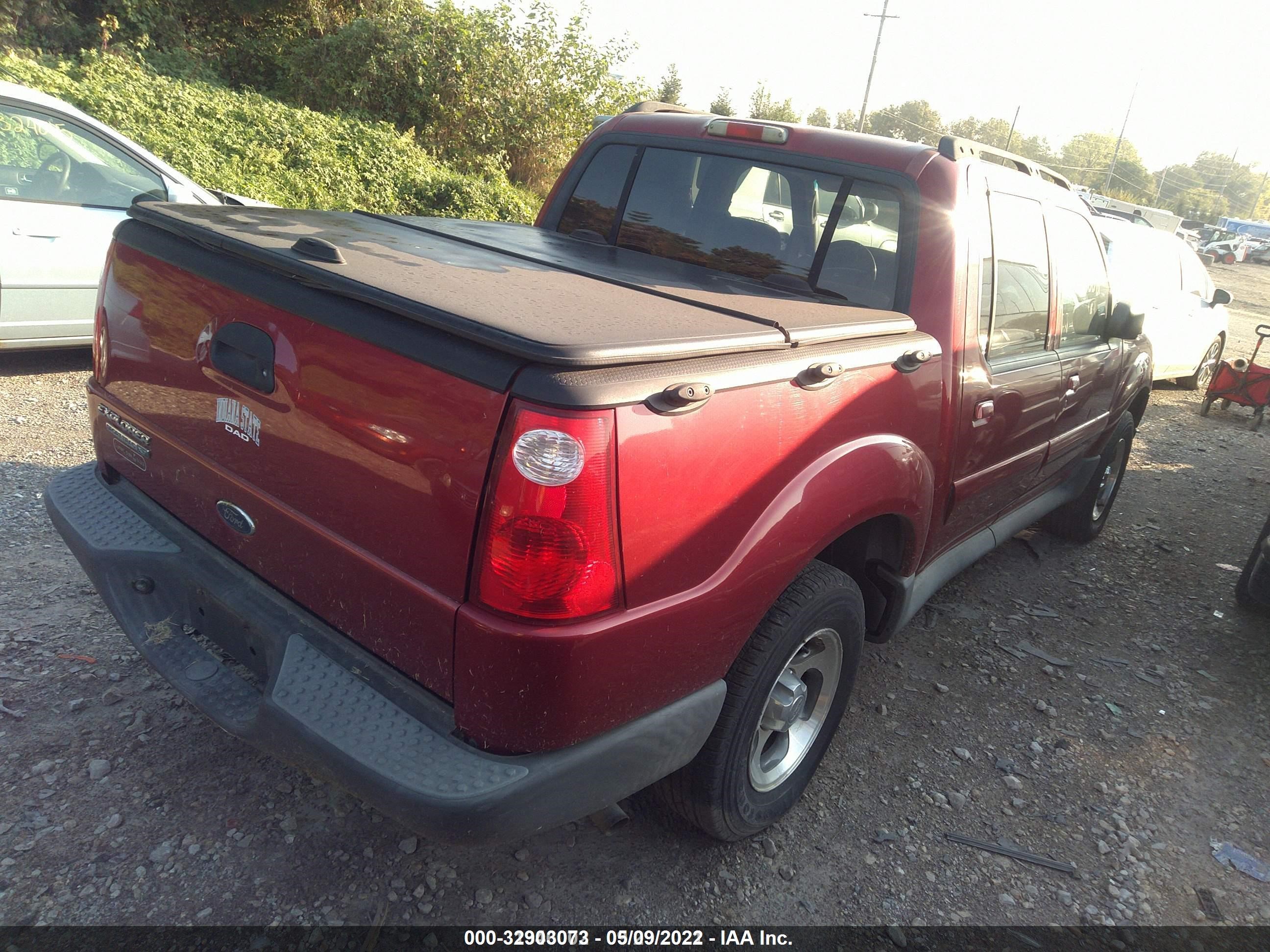 Photo 3 VIN: 1FMZU67K45UB31837 - FORD EXPLORER SPORT TRAC 