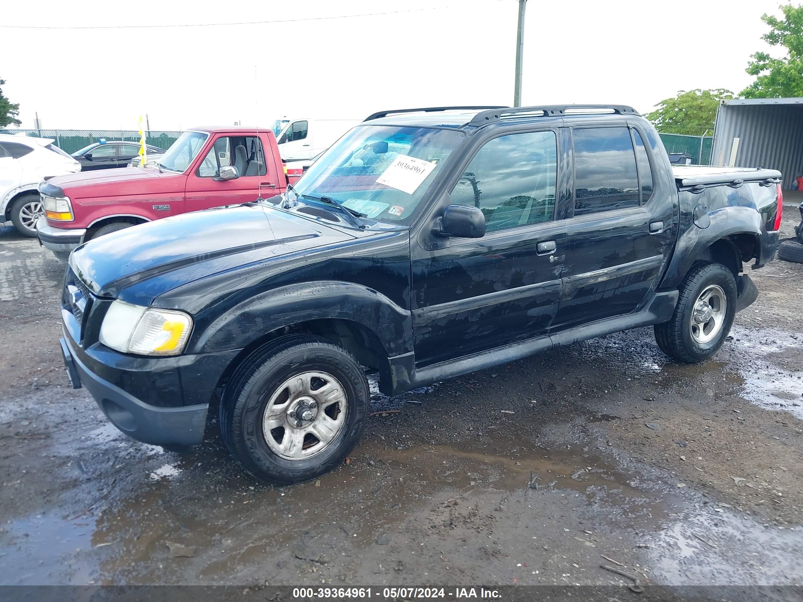 Photo 1 VIN: 1FMZU67K65UB45724 - FORD EXPLORER SPORT TRAC 