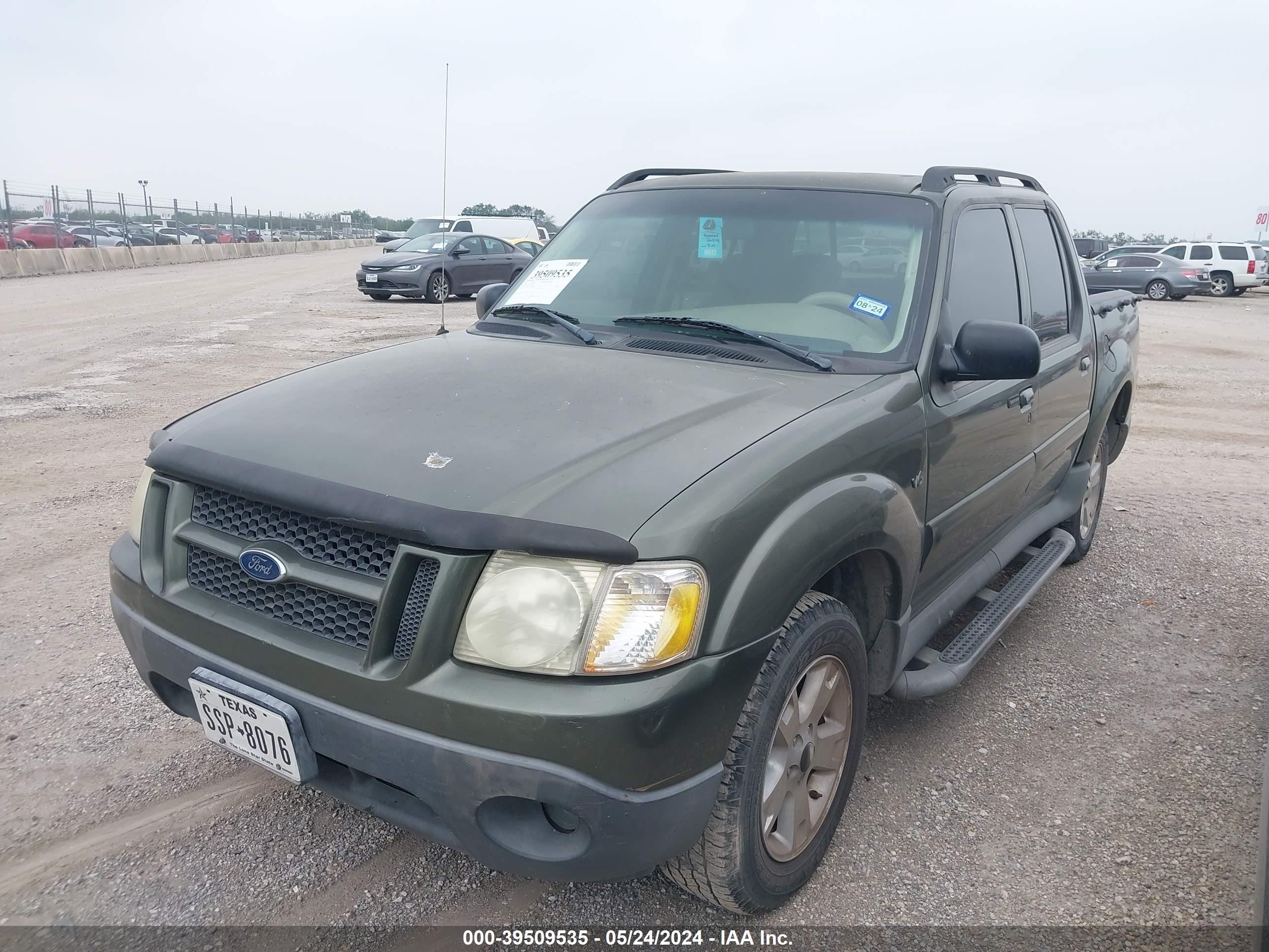 Photo 1 VIN: 1FMZU67K84UA15796 - FORD EXPLORER SPORT TRAC 