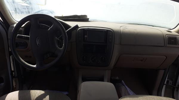 Photo 13 VIN: 1FMZU72E75ZA74480 - FORD EXPLORER 