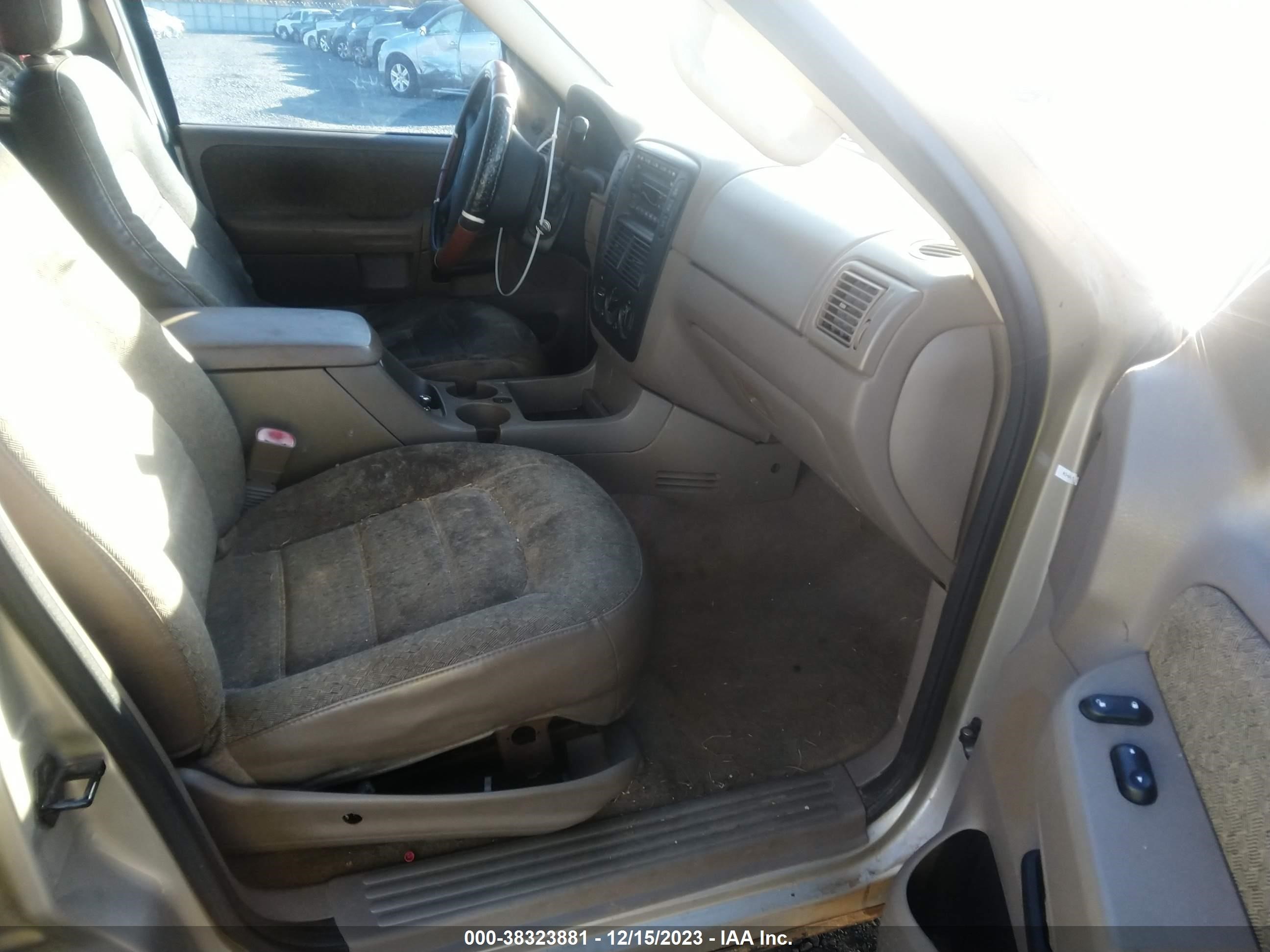 Photo 4 VIN: 1FMZU72K85ZA62604 - FORD EXPLORER 