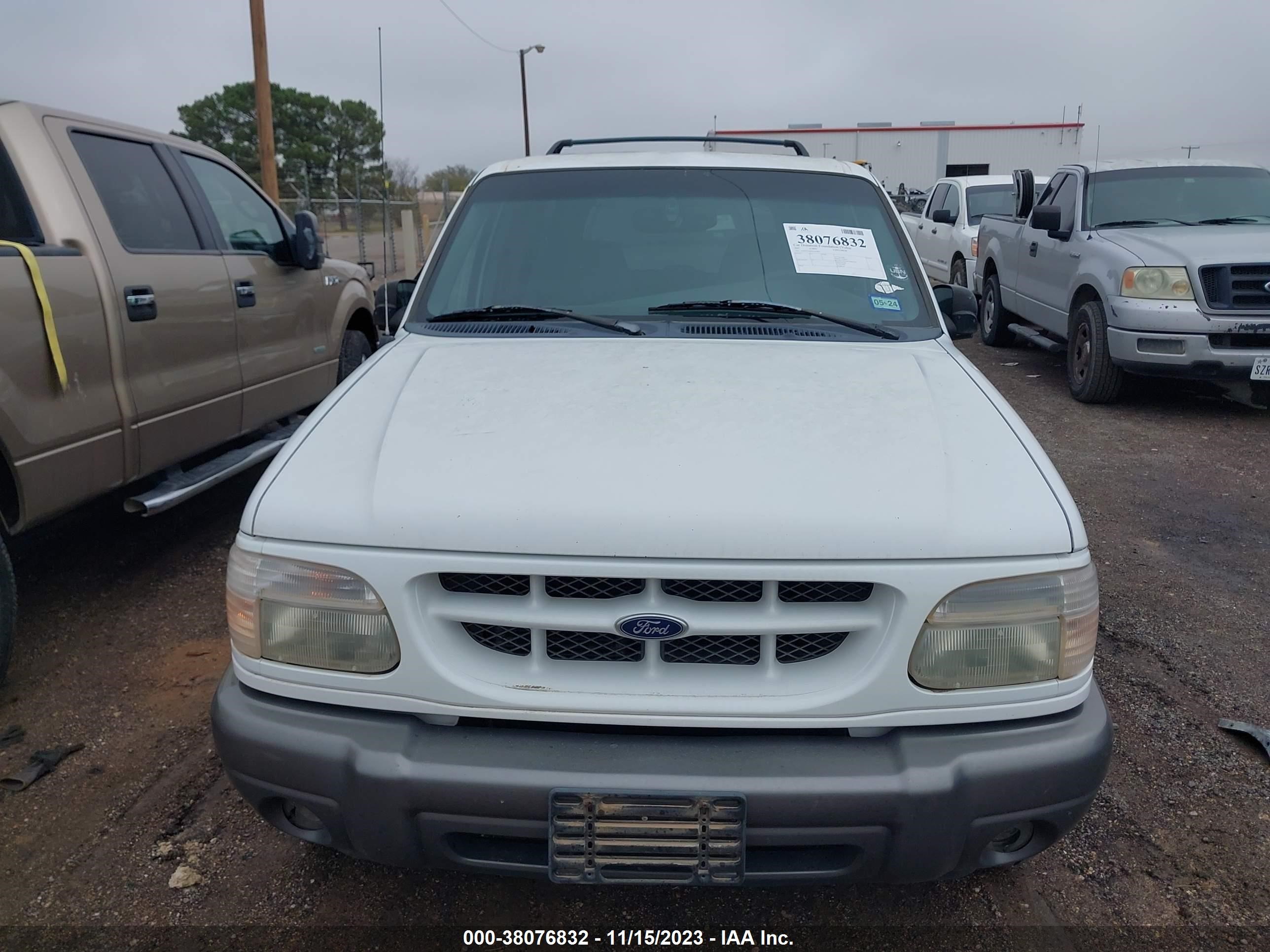 Photo 5 VIN: 1FMZU73E41ZA27822 - FORD EXPLORER 