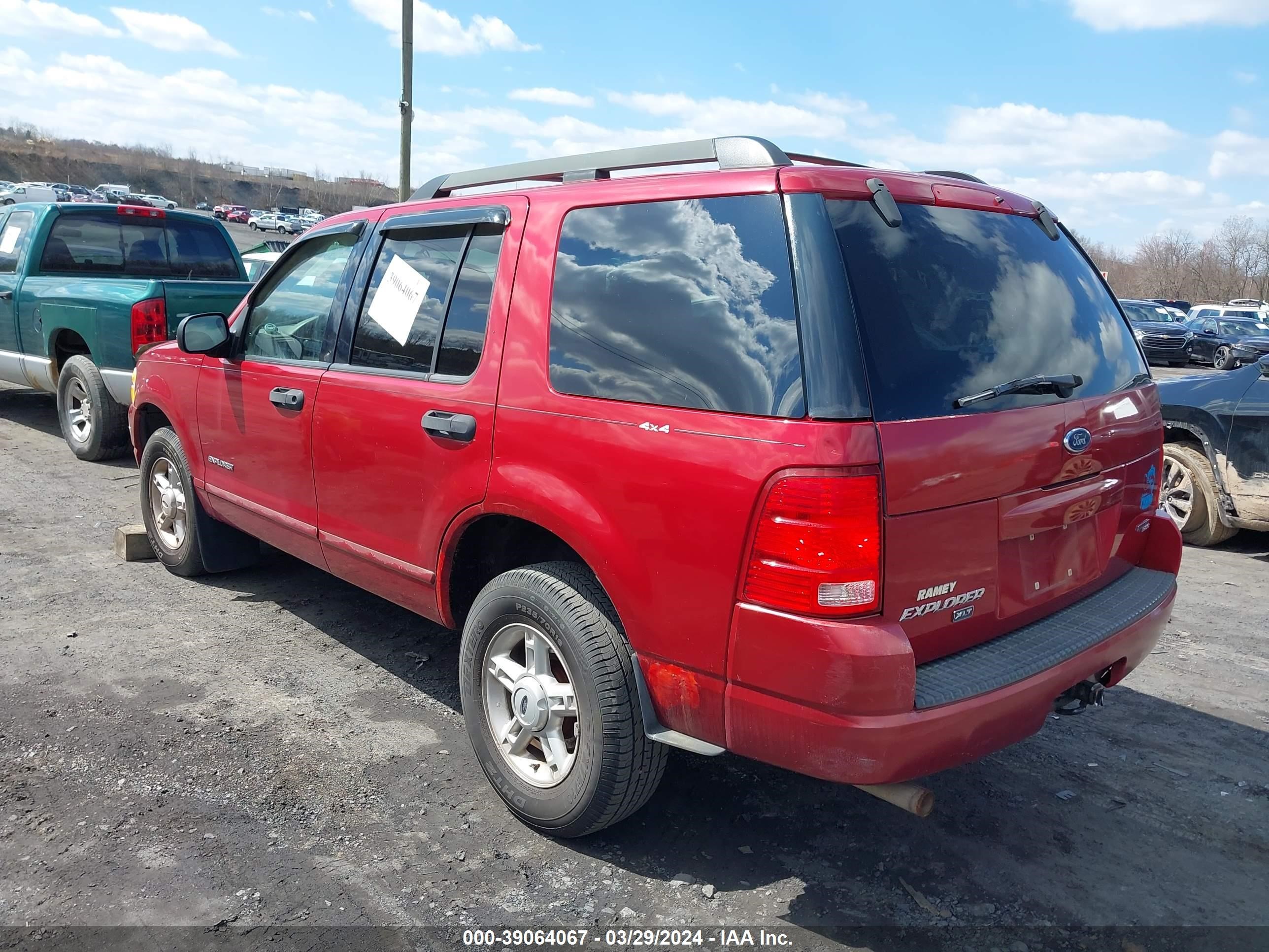 Photo 2 VIN: 1FMZU73E45UB52788 - FORD EXPLORER 