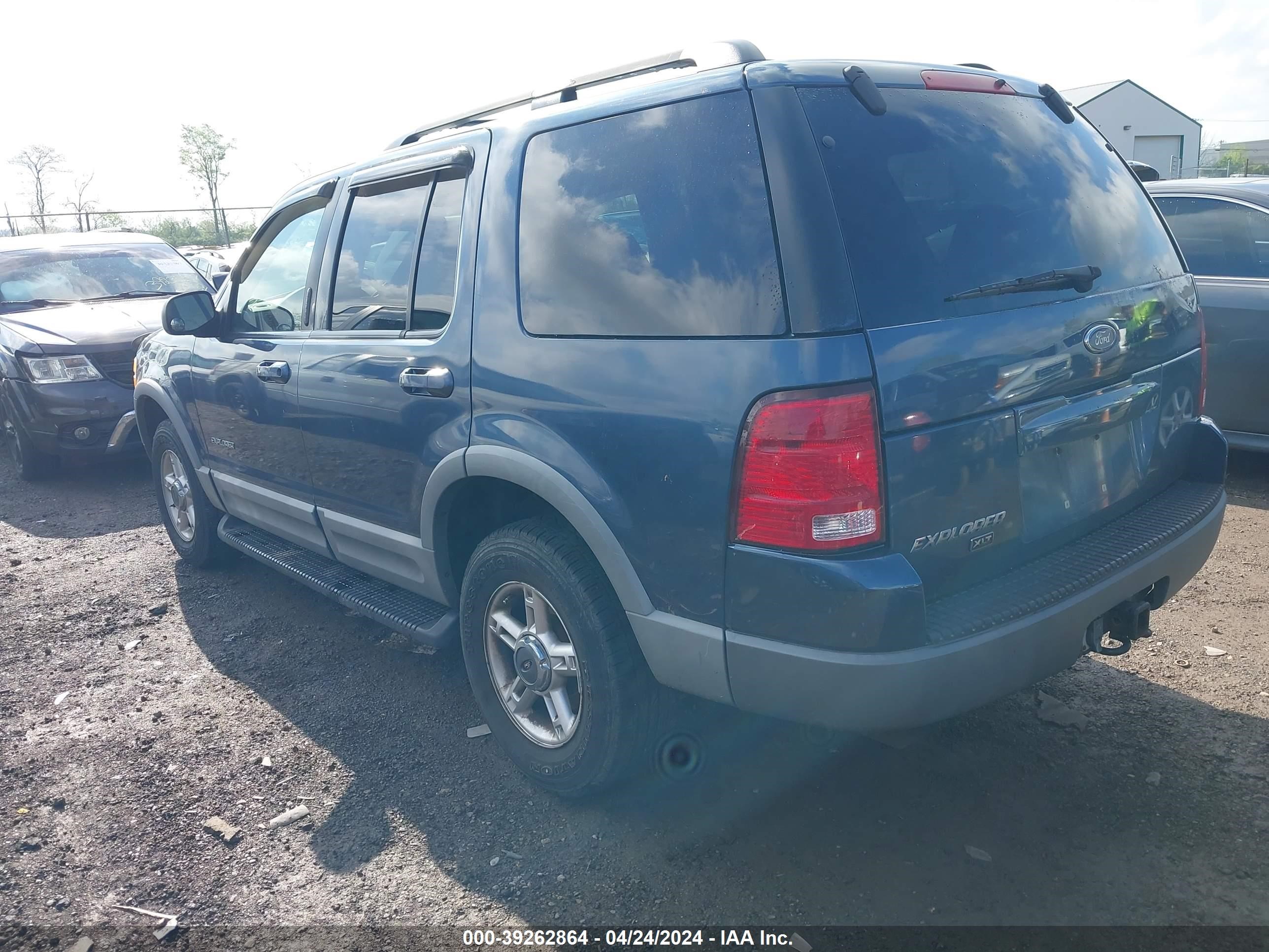 Photo 2 VIN: 1FMZU73E72UA04596 - FORD EXPLORER 