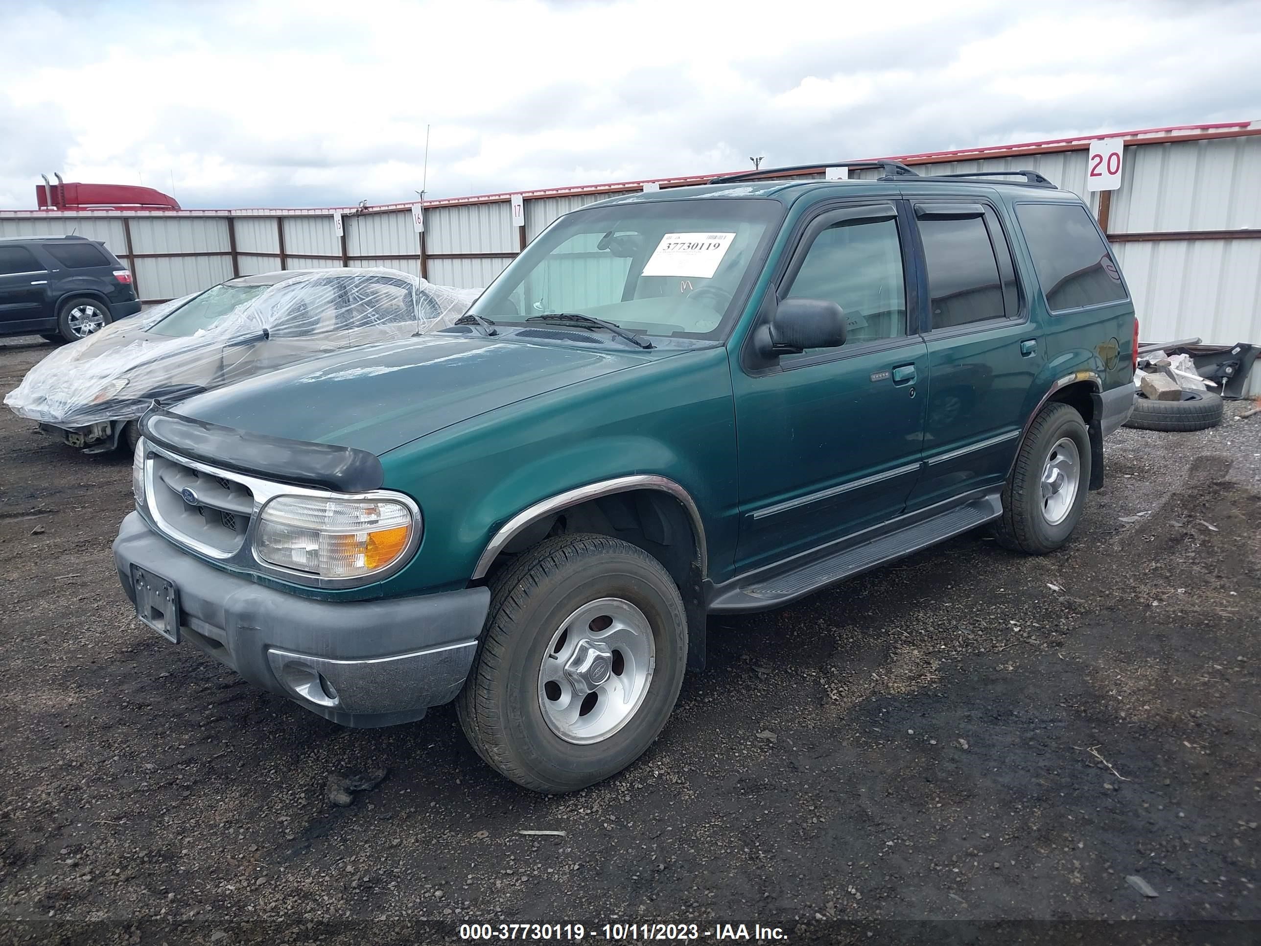 Photo 1 VIN: 1FMZU73E7YZA06151 - FORD EXPLORER 