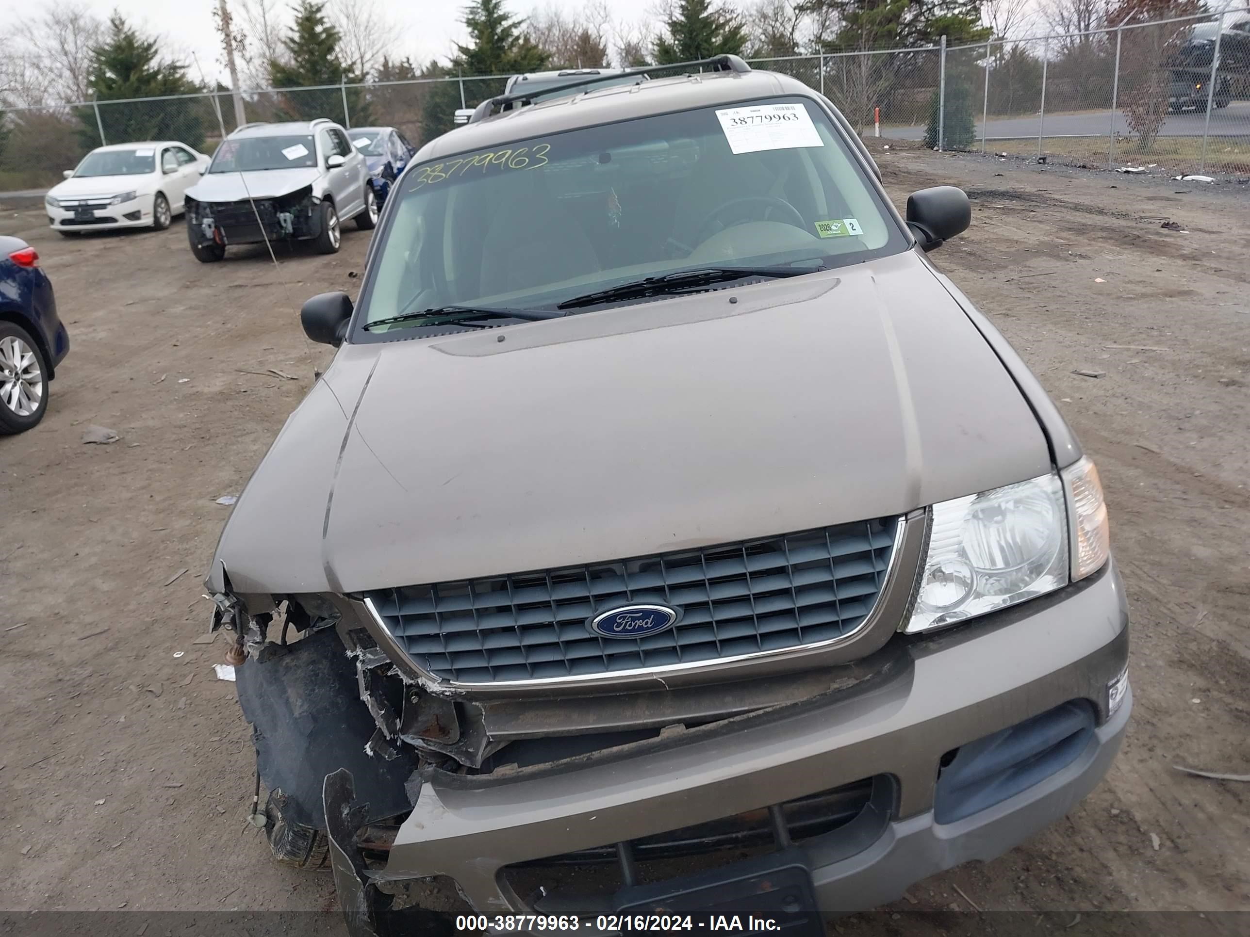 Photo 11 VIN: 1FMZU73E82UC33501 - FORD EXPLORER 