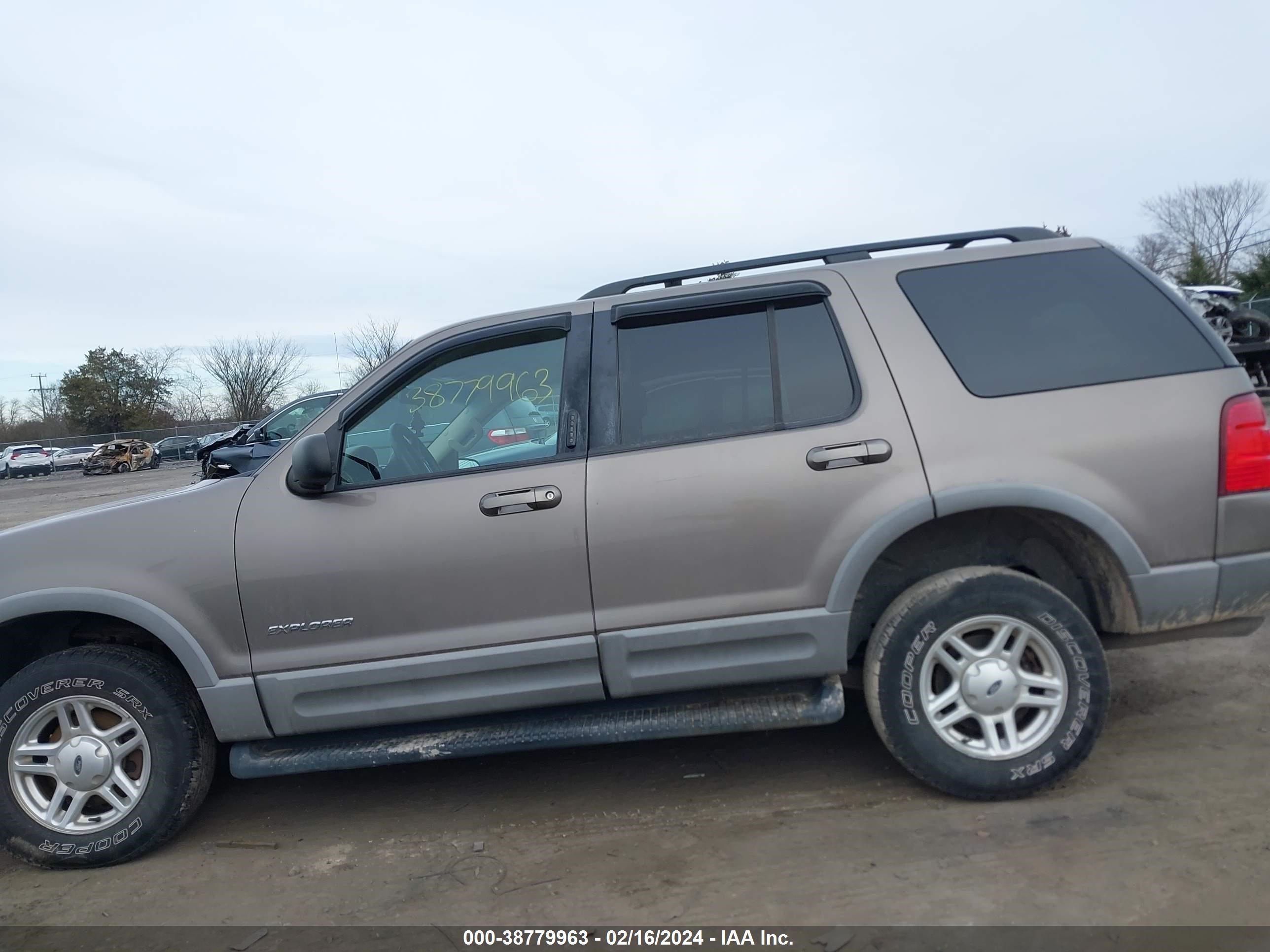 Photo 13 VIN: 1FMZU73E82UC33501 - FORD EXPLORER 