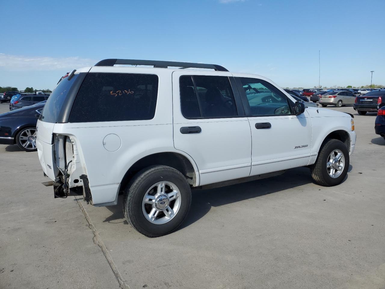 Photo 2 VIN: 1FMZU73E85ZA18112 - FORD EXPLORER 