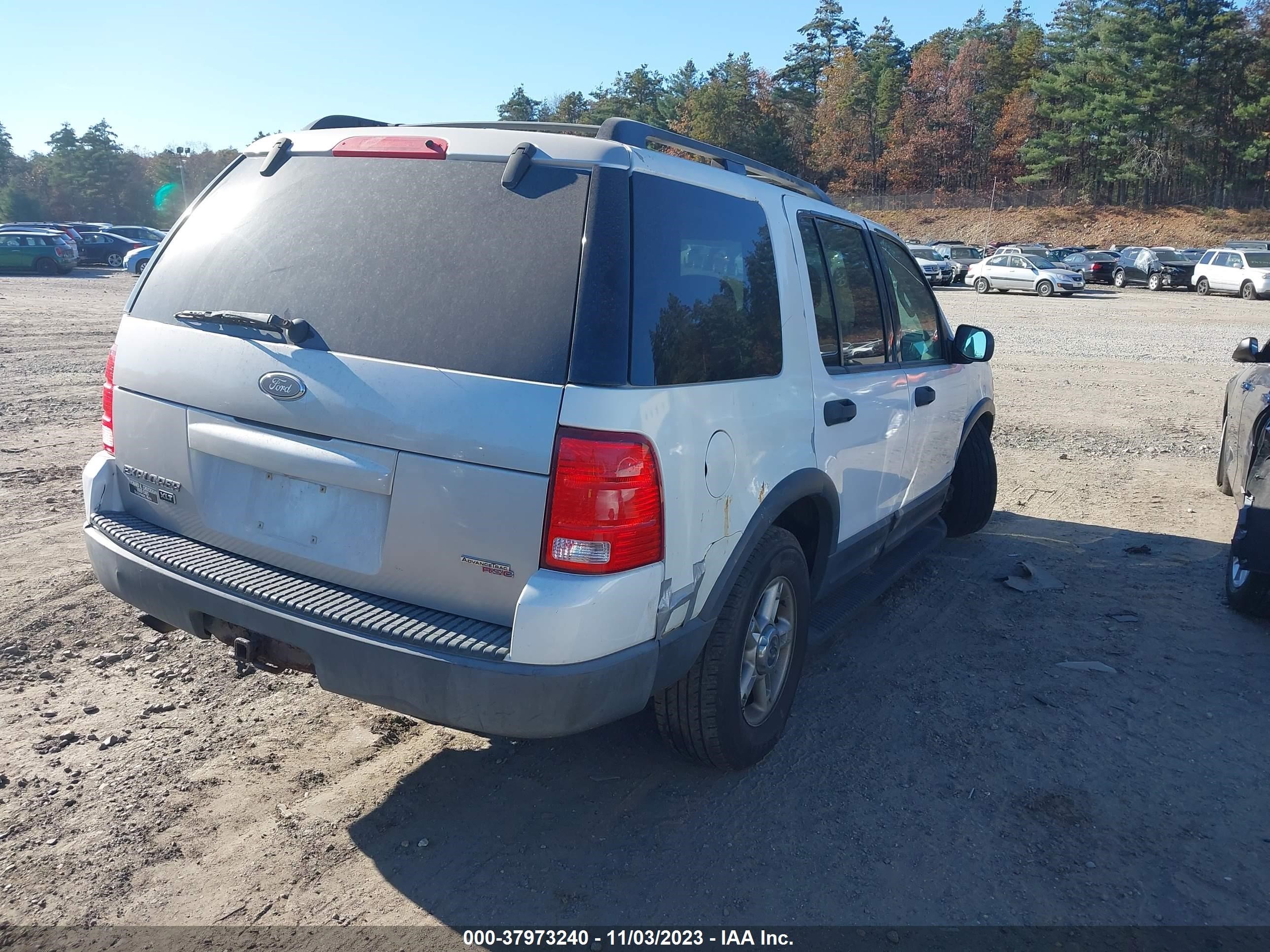 Photo 3 VIN: 1FMZU73K13UC72857 - FORD EXPLORER 