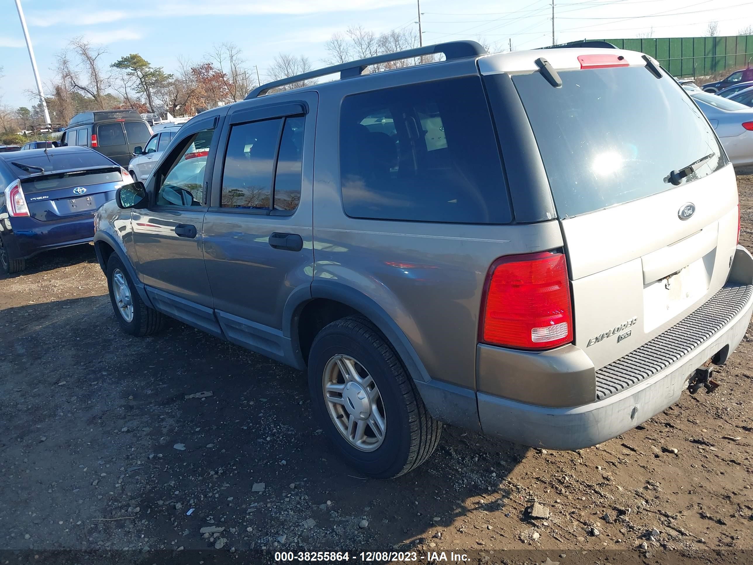 Photo 2 VIN: 1FMZU73K23ZA32154 - FORD EXPLORER 