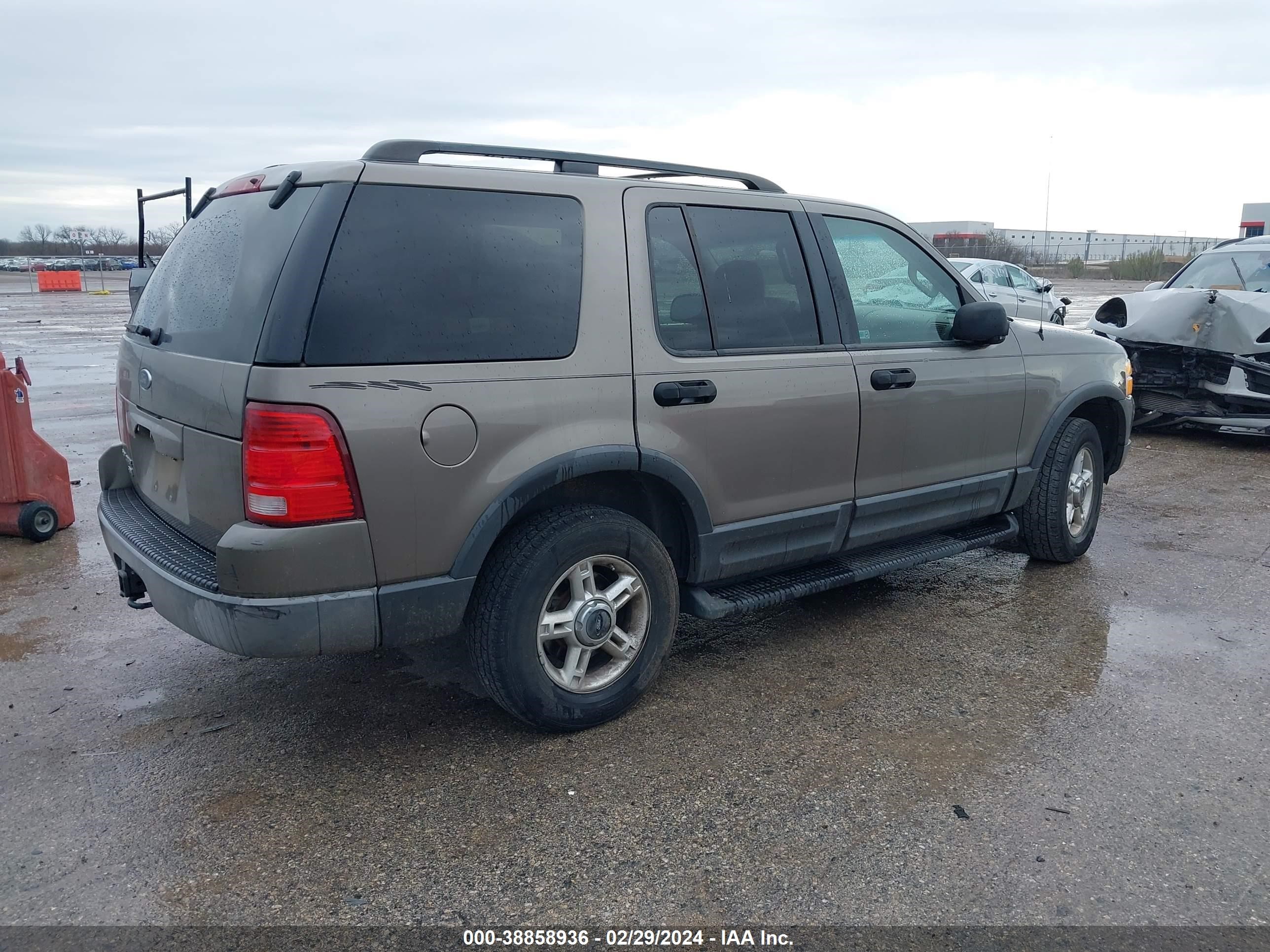 Photo 3 VIN: 1FMZU73K53UB08608 - FORD EXPLORER 