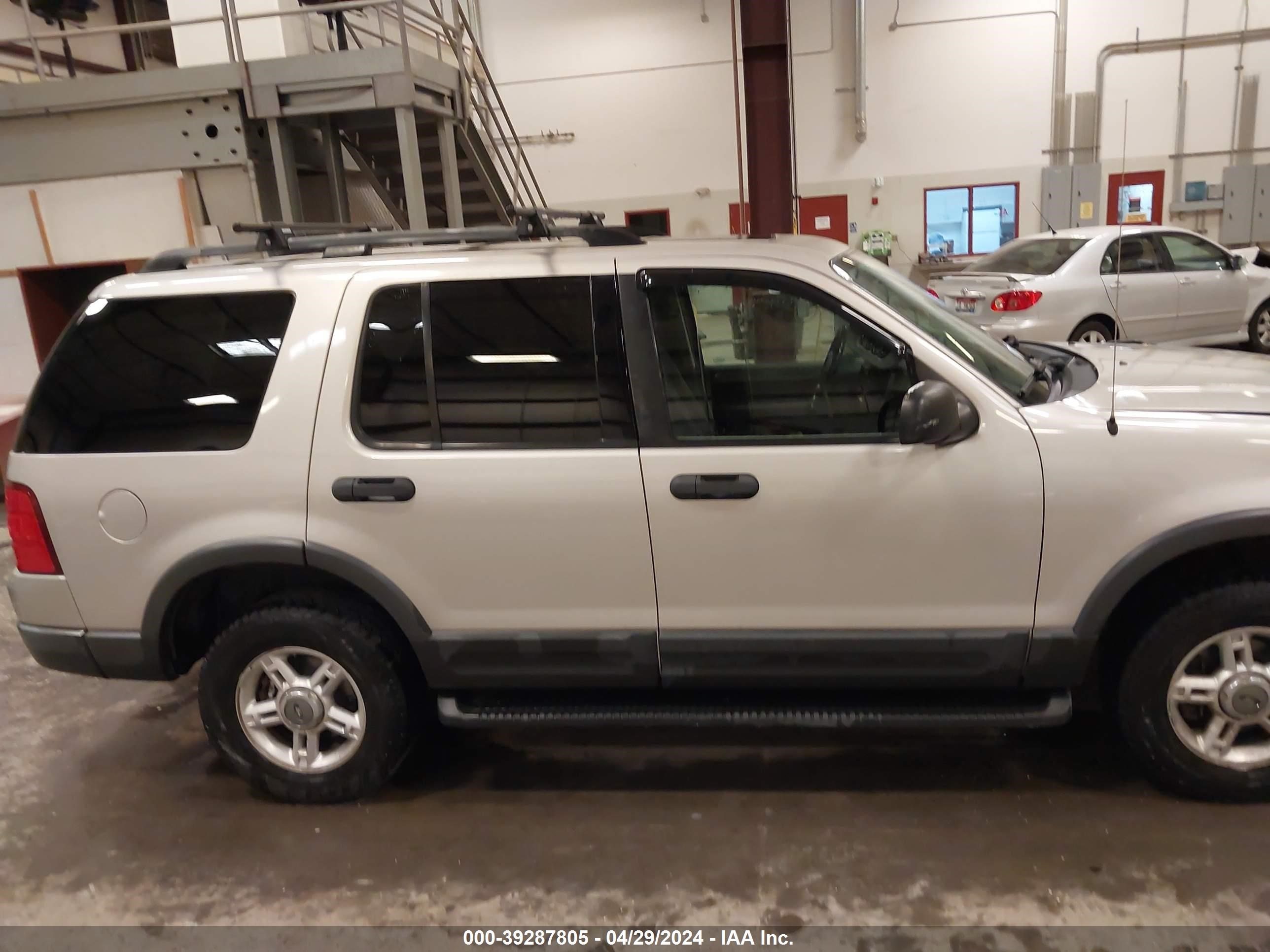 Photo 12 VIN: 1FMZU73K53UC61683 - FORD EXPLORER 