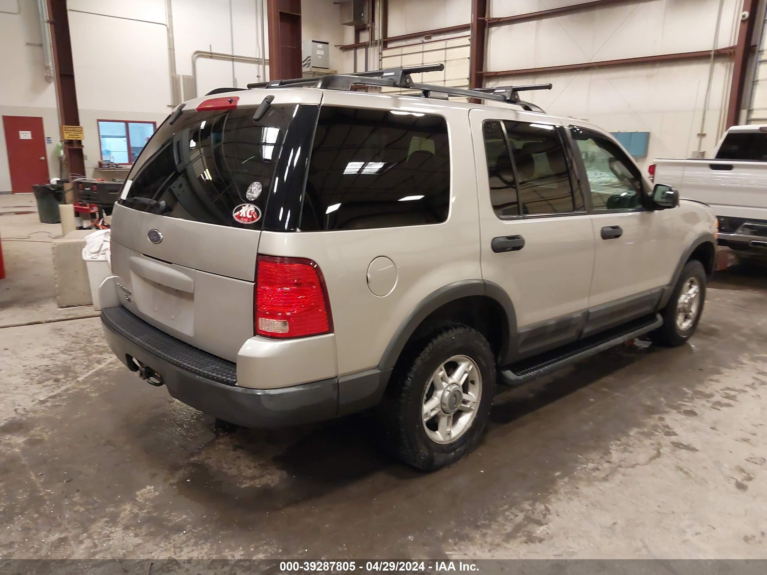 Photo 3 VIN: 1FMZU73K53UC61683 - FORD EXPLORER 