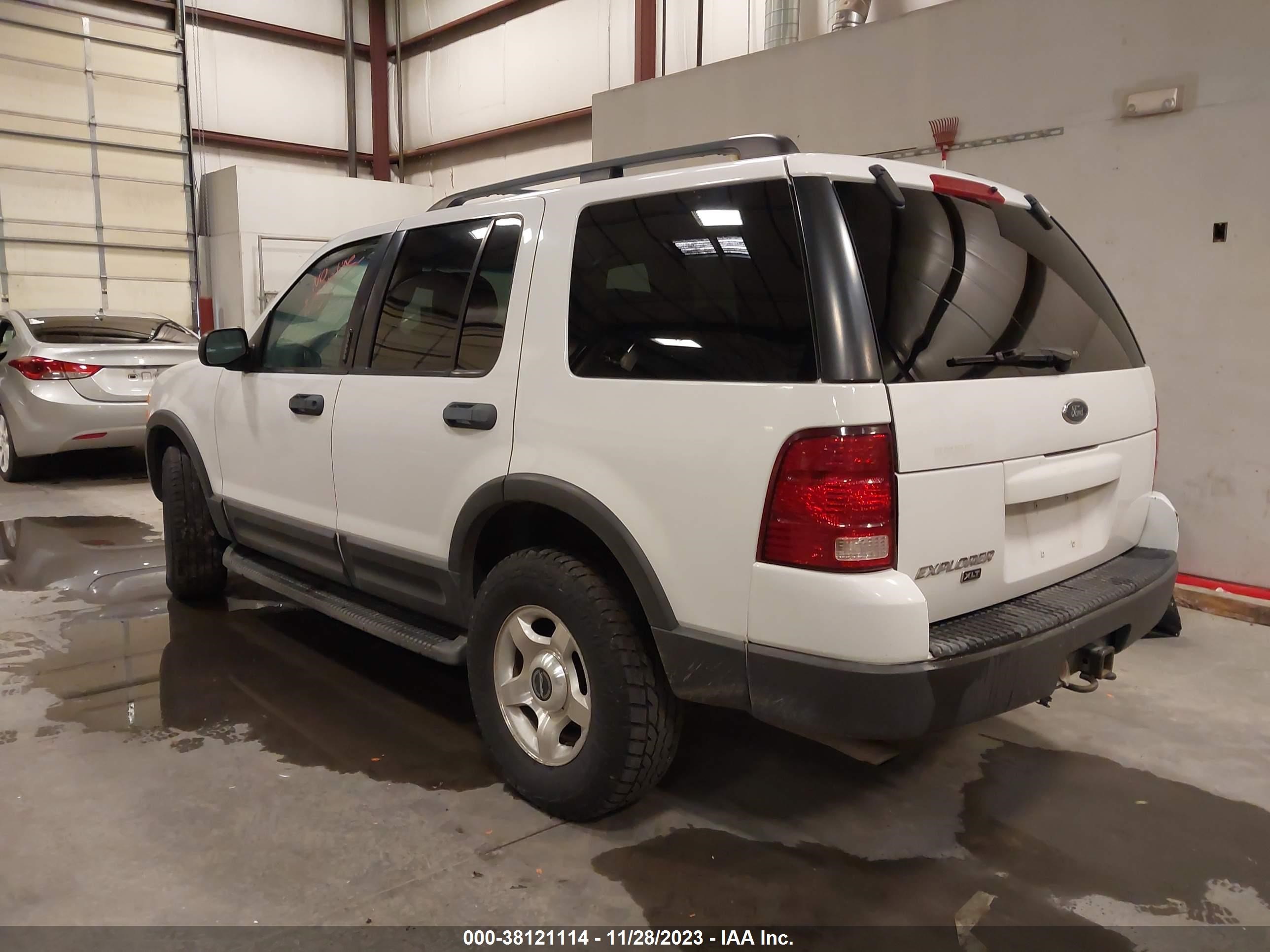 Photo 2 VIN: 1FMZU73K63ZA42878 - FORD EXPLORER 